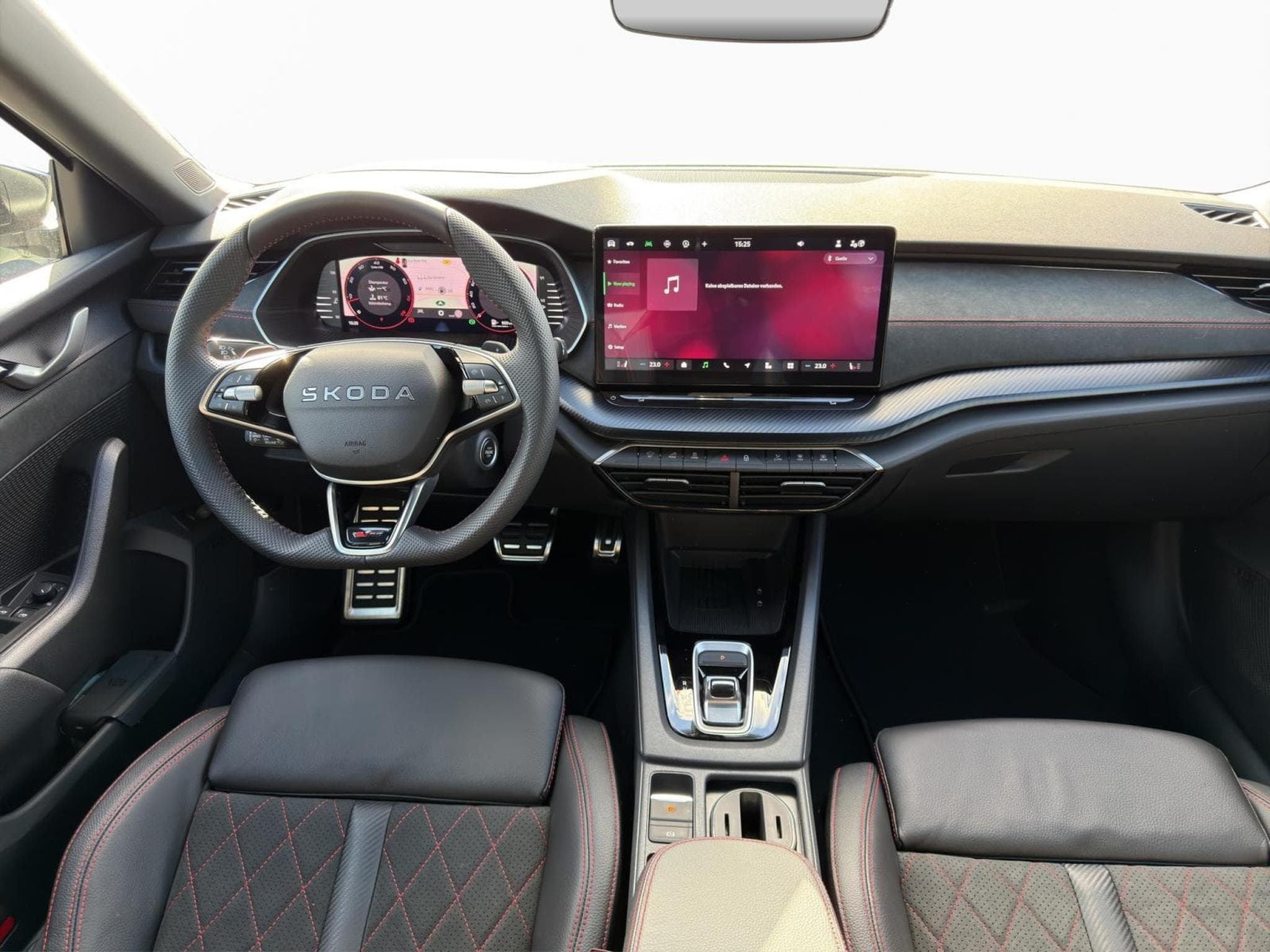 Skoda Octavia RS (2026) - Photo 9