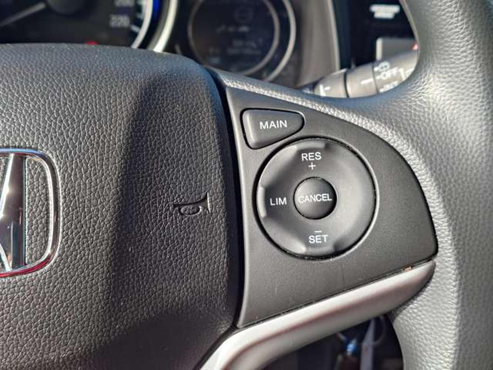 Honda Jazz Jazz 1.3i-VTEC Comfort  NAVI BVM6 (2018) - Photo 11