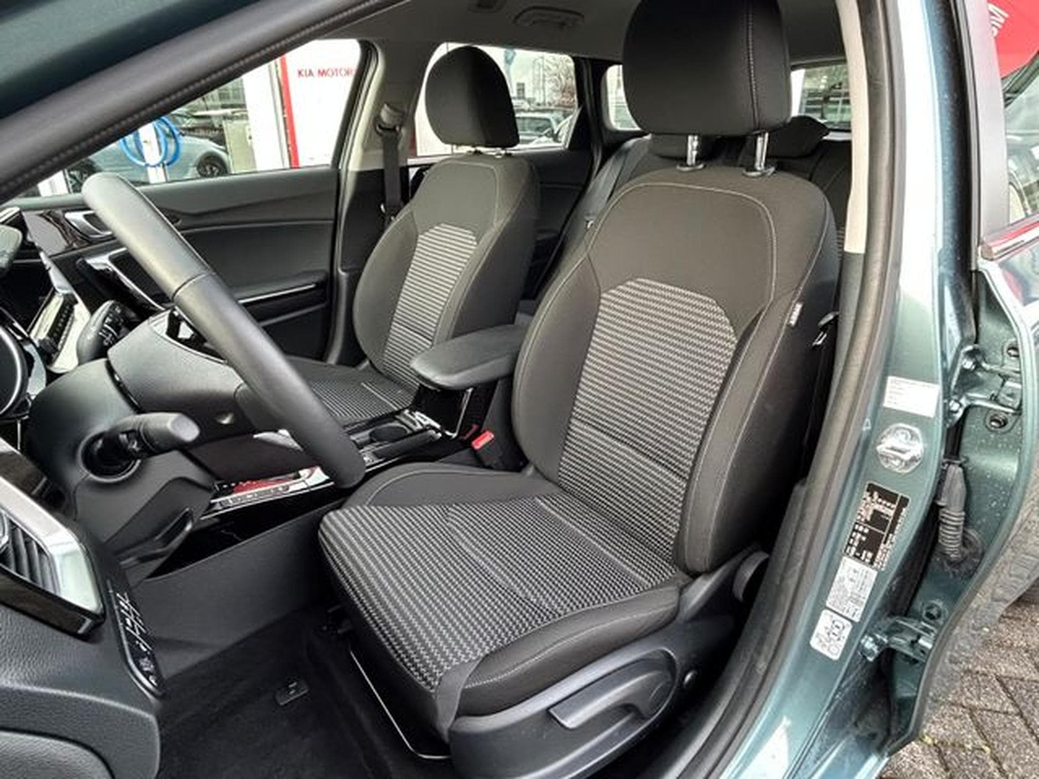 Kia Ceed Ceed SW 1.5 T-GDI DCT Vision Komfort+ Navi Kamer (2025) - Photo 10