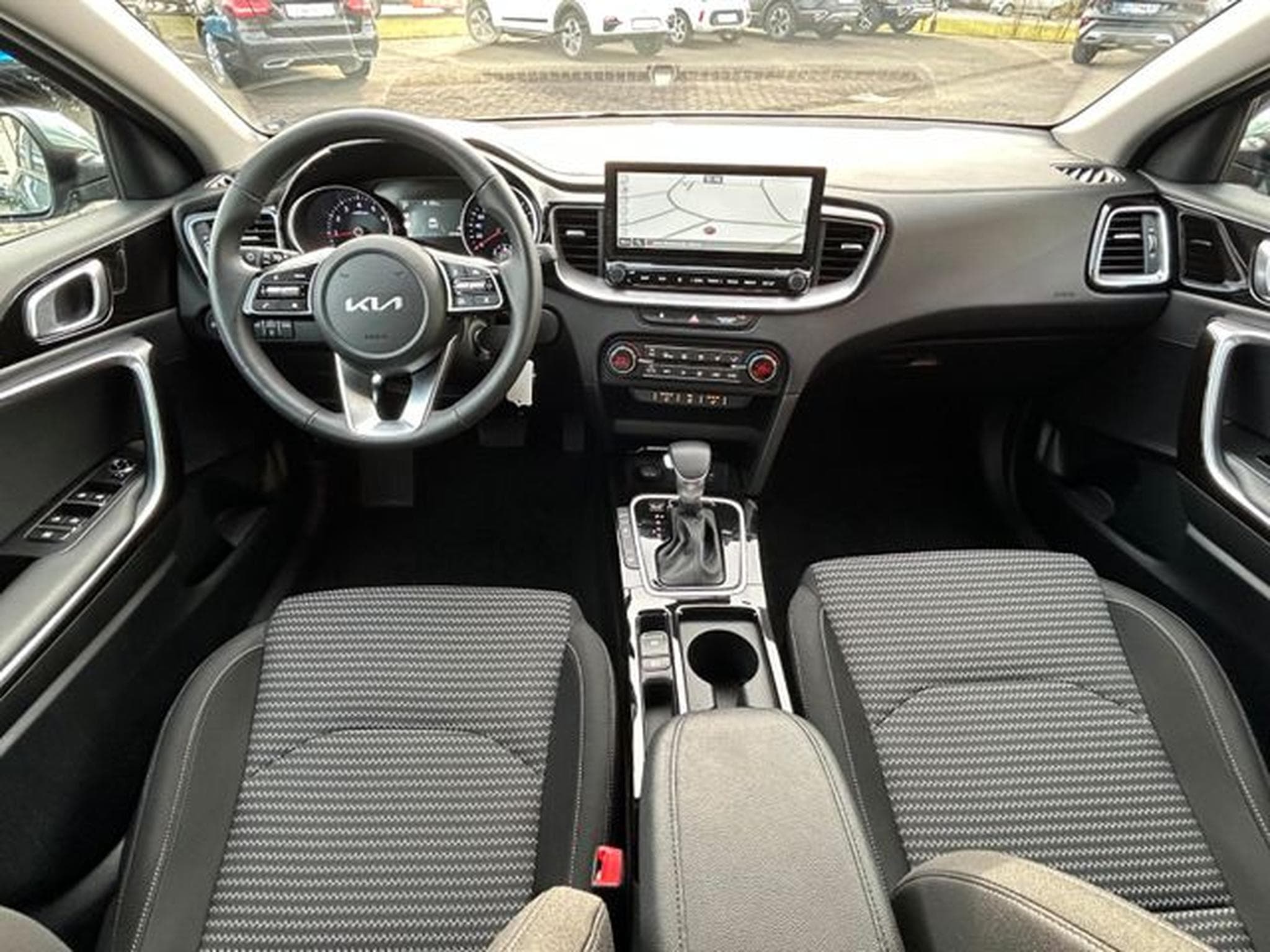 Kia Ceed Ceed SW 1.5 T-GDI DCT Vision Komfort+ Navi Kamer (2025) - Photo 15
