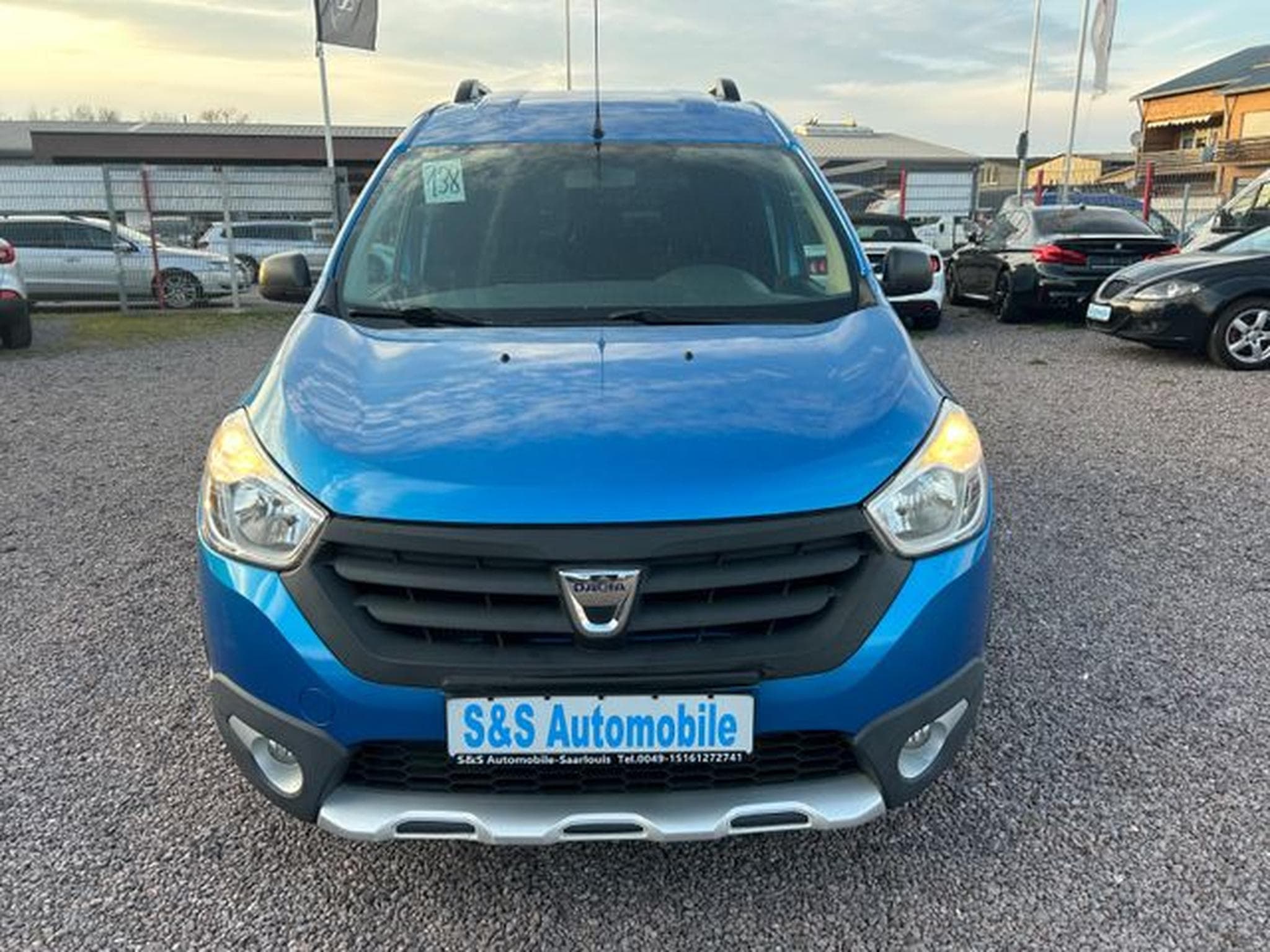 Dacia Dokker Dokker Stepway 1.5 dCi*Navi*Klima*Euro5* (2015) - Photo 2