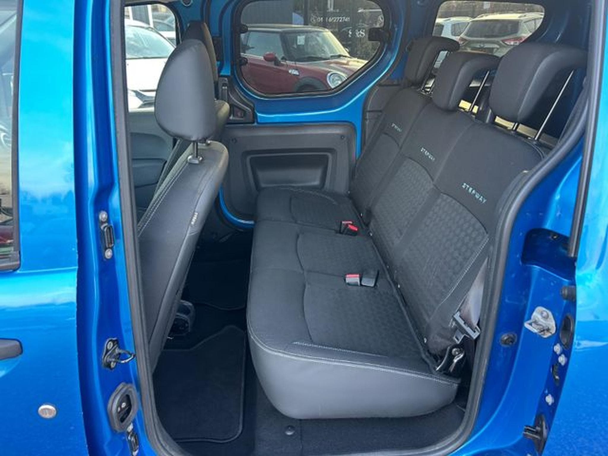 Dacia Dokker Dokker Stepway 1.5 dCi*Navi*Klima*Euro5* (2015) - Photo 8