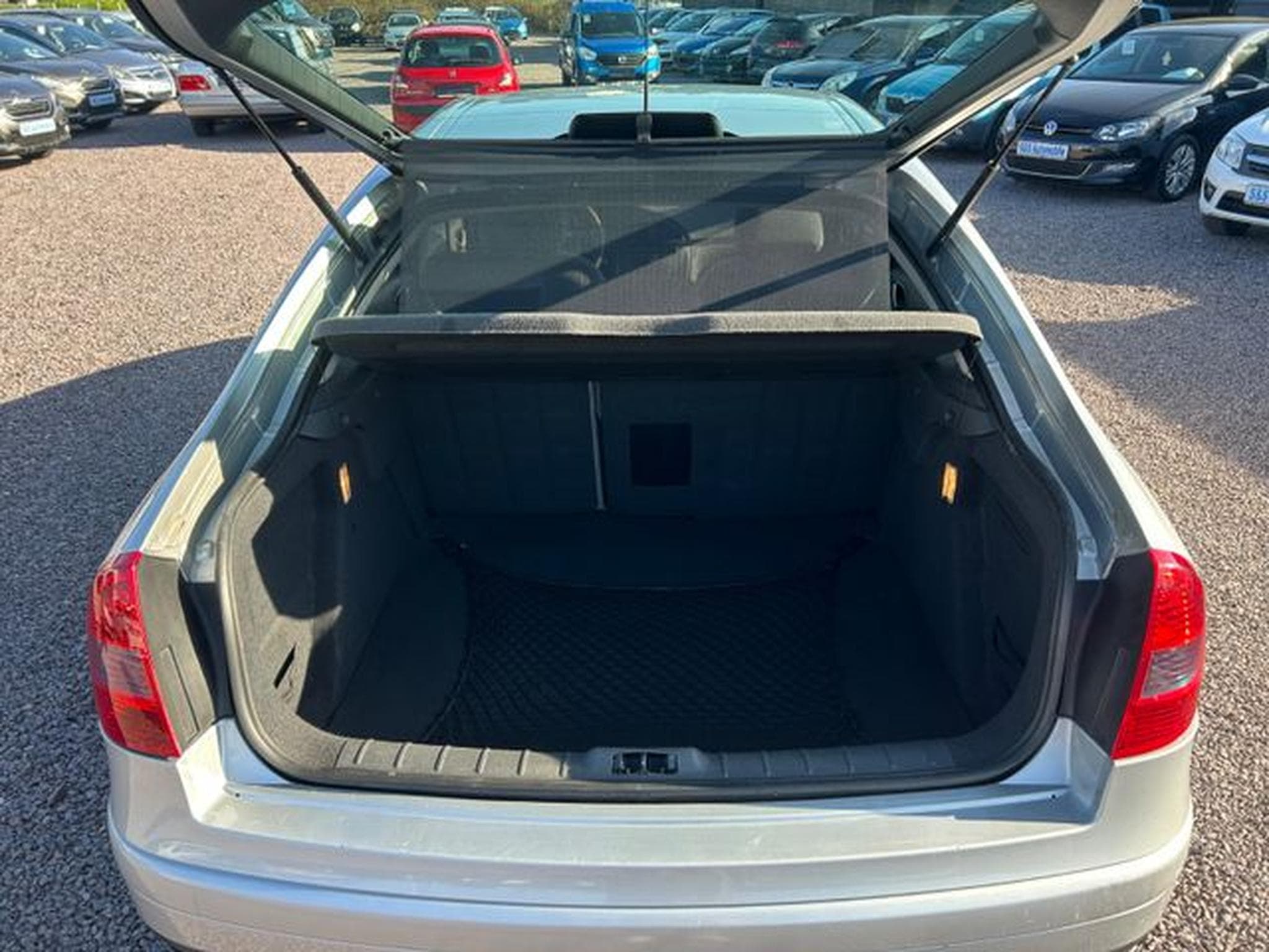 Citroën C5 C5 HDi 135 Exclusive Autom. *Navi*Xenon*SHZ* (2005) - Photo 17