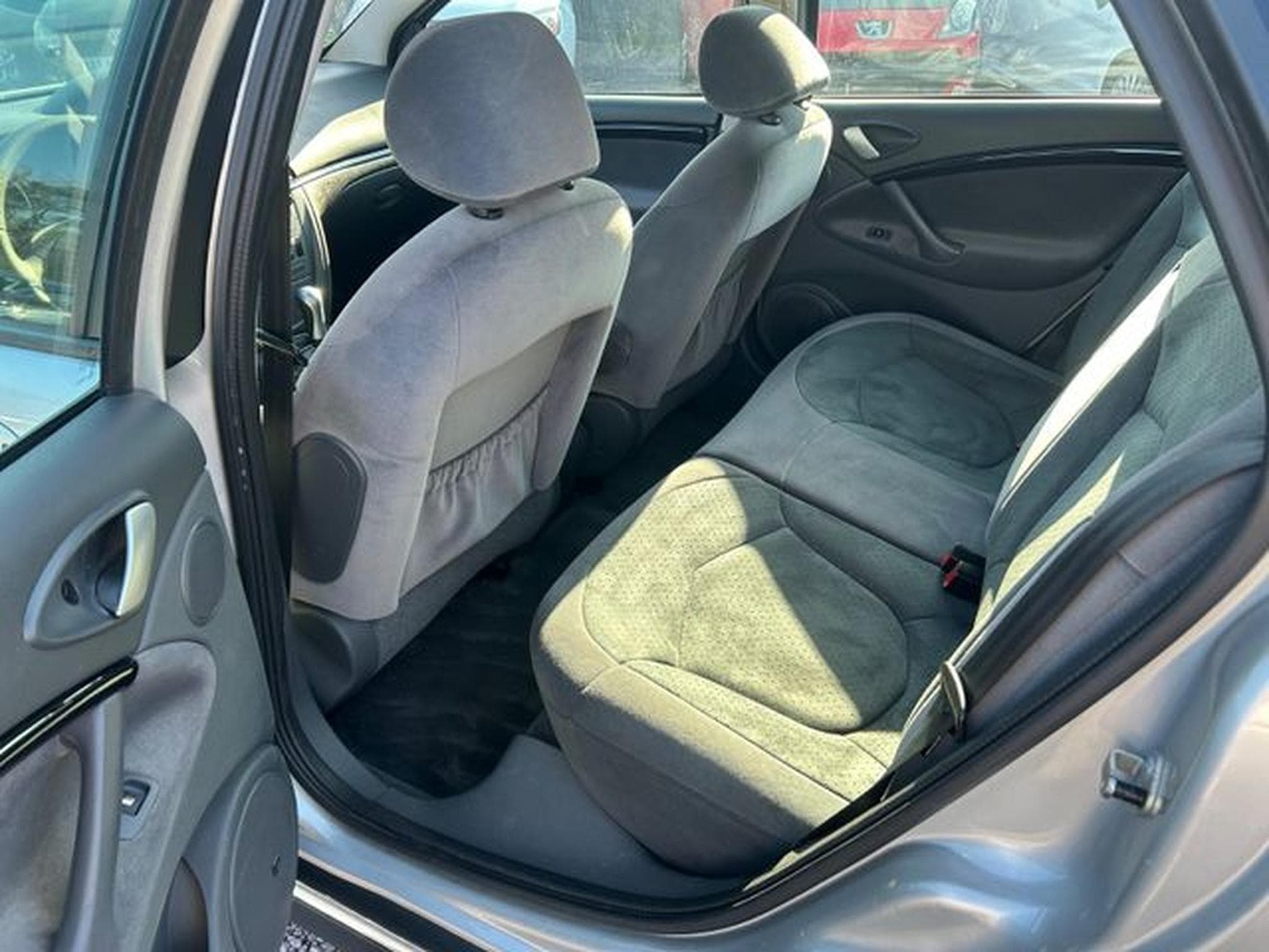 Citroën C5 C5 HDi 135 Exclusive Autom. *Navi*Xenon*SHZ* (2005) - Photo 8