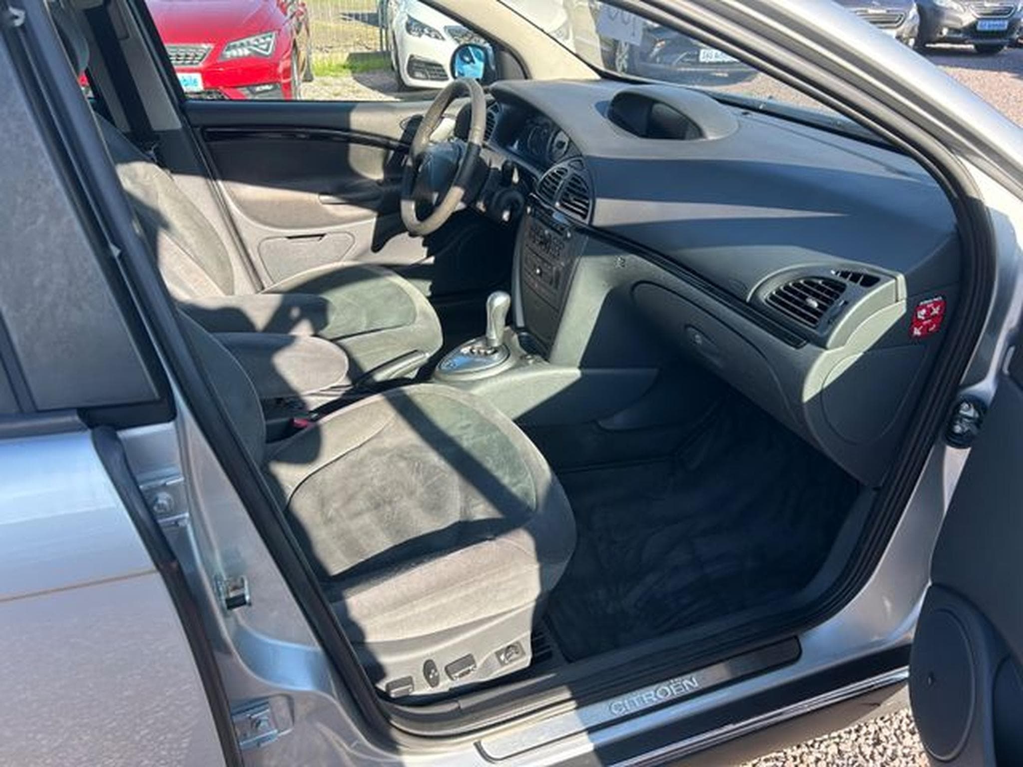 Citroën C5 C5 HDi 135 Exclusive Autom. *Navi*Xenon*SHZ* (2005) - Photo 9