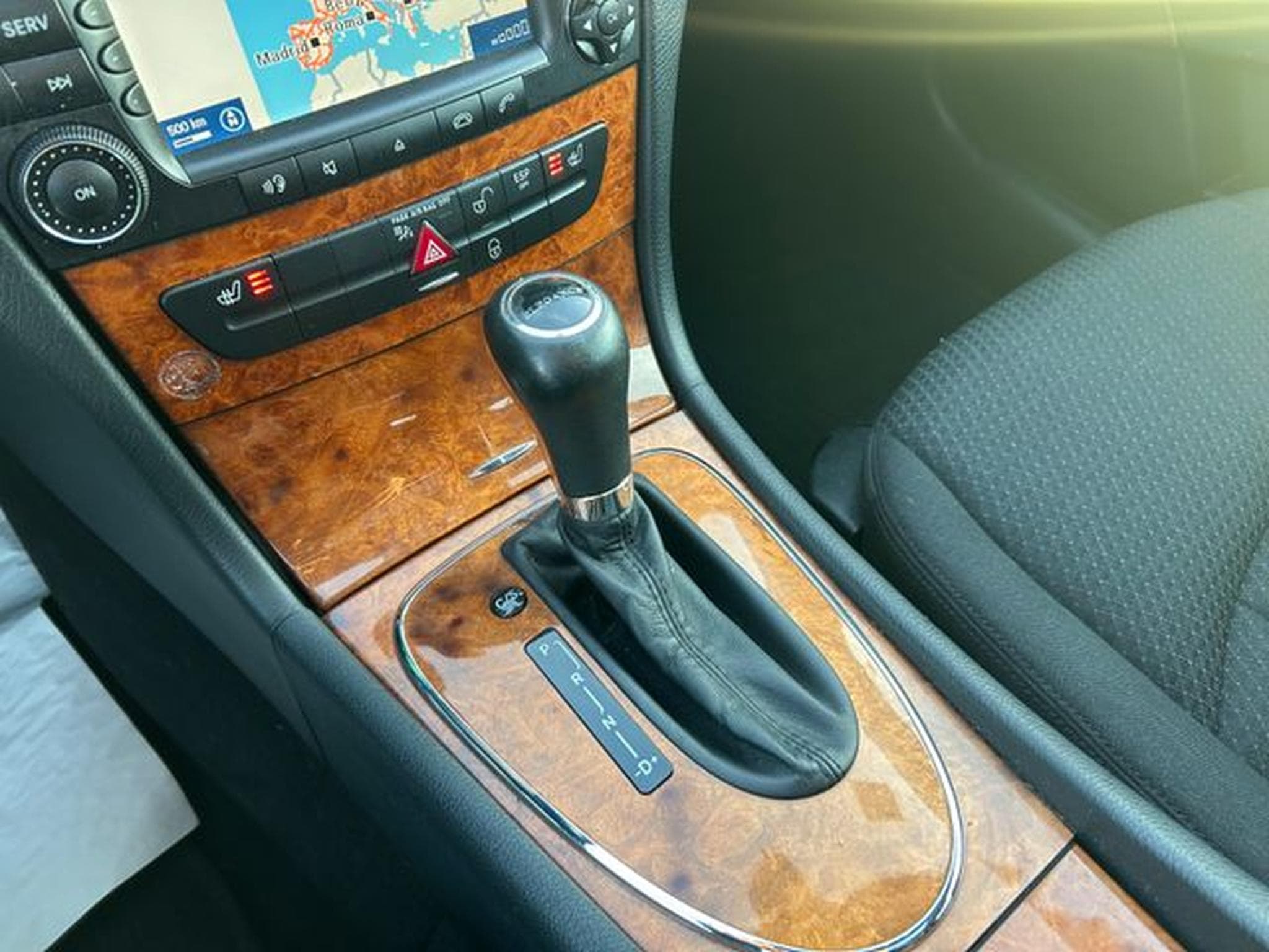 Mercedes E 280 E 280 T CDI Elegance *Autom.*Navi*Bi-Xenon*AHK* (2008) - Photo 13