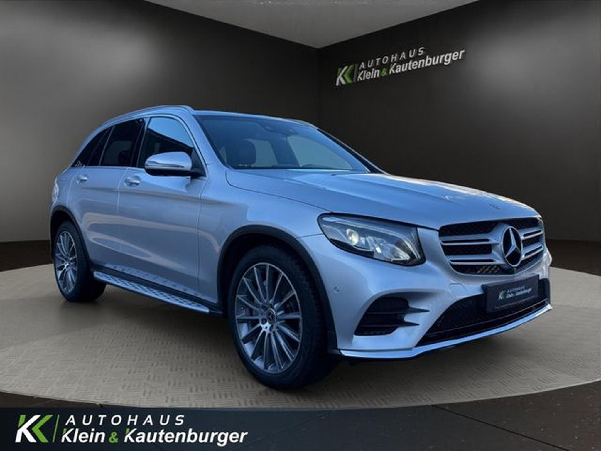 Mercedes GLC 220 GLC 220 d AMG Line 4M +AHK+BURMESTER+PANO+360° (2020) - Photo 3