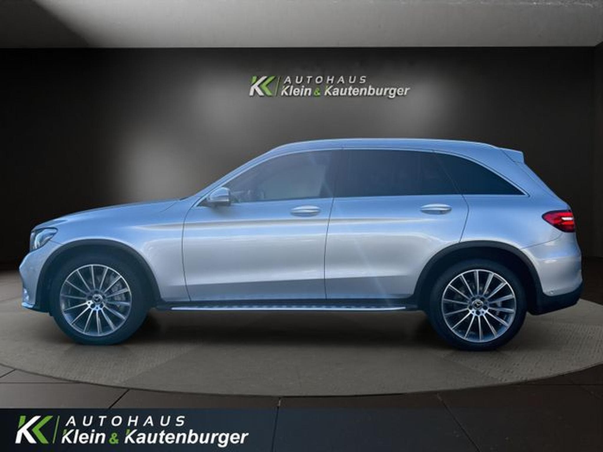 Mercedes GLC 220 GLC 220 d AMG Line 4M +AHK+BURMESTER+PANO+360° (2020) - Photo 8
