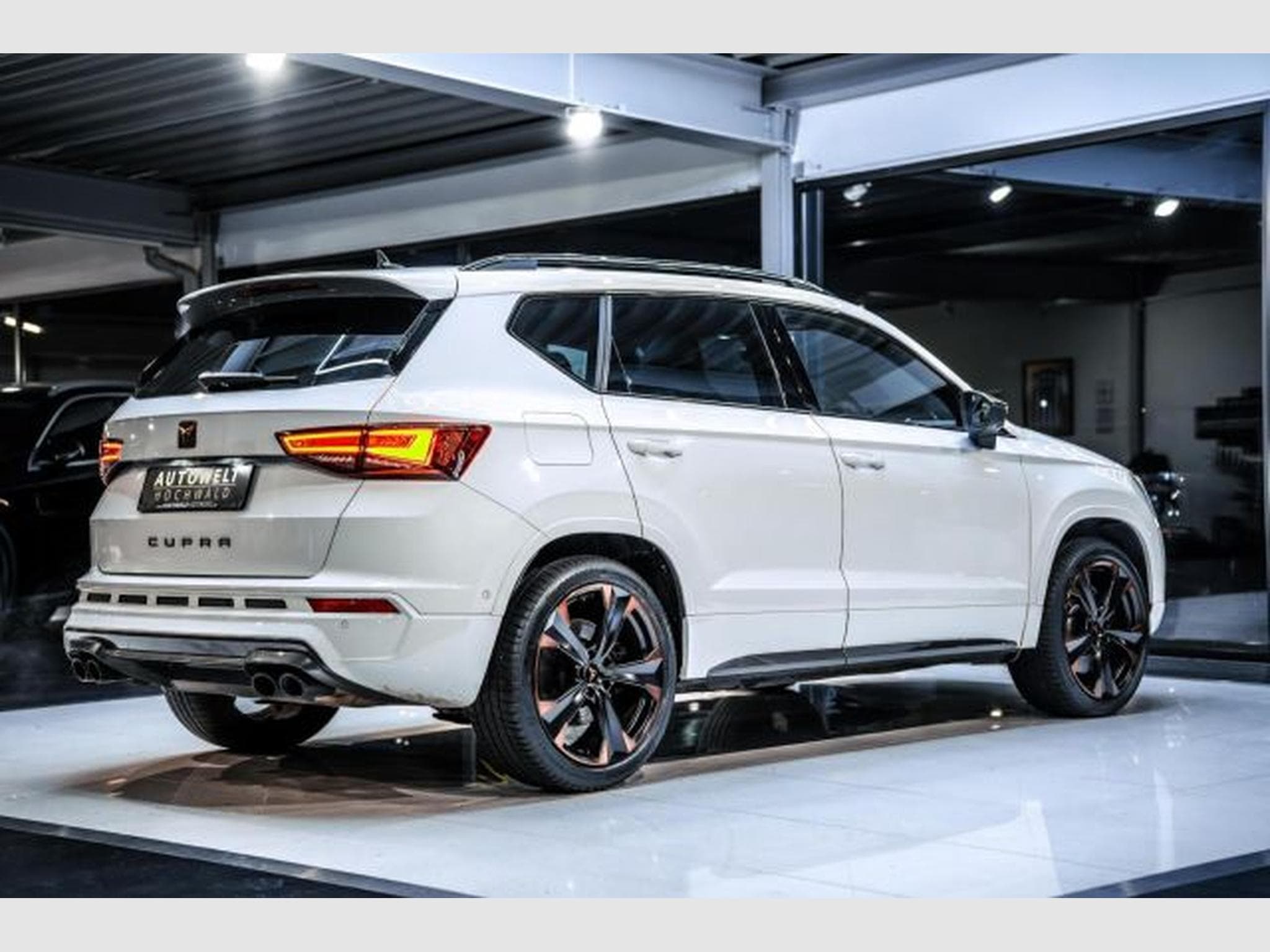 Cupra Ateca Ateca VZ 2.0 TSI DSG 4Drive NAVI RFK LED VIRTUAL (2023) - Photo 11