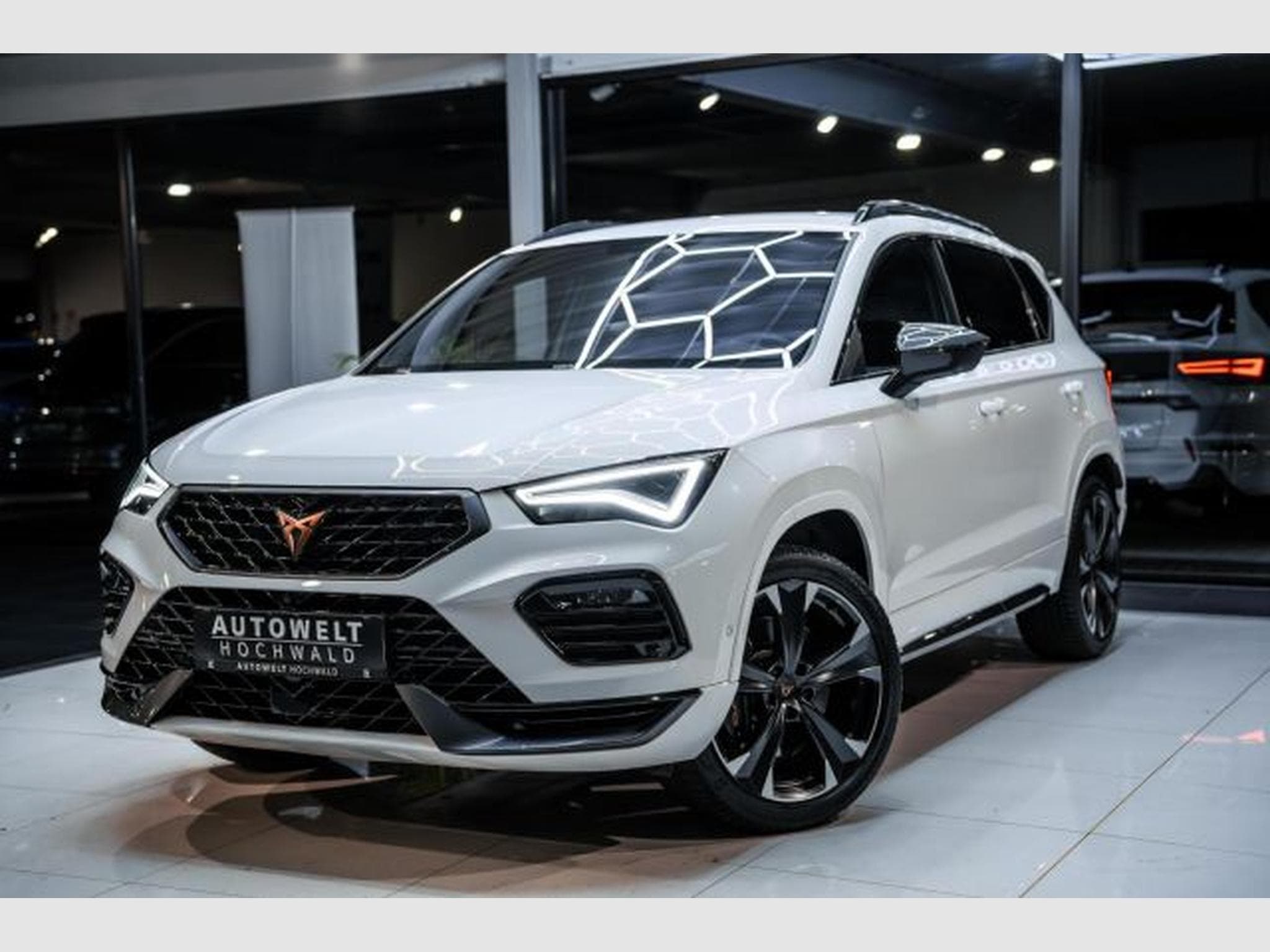 Cupra Ateca Ateca VZ 2.0 TSI DSG 4Drive NAVI RFK LED VIRTUAL (2023) - Photo 2