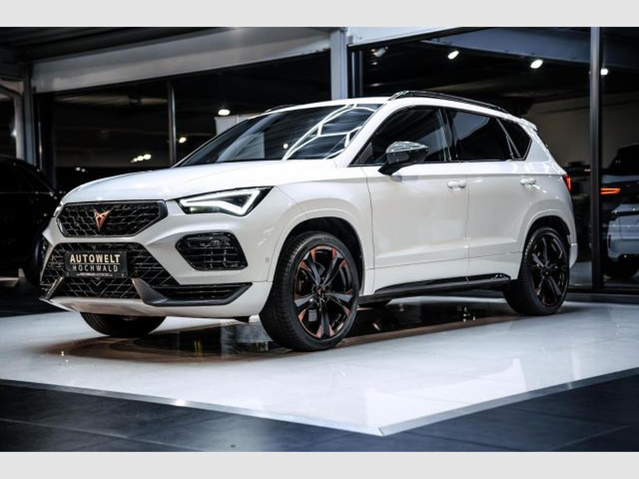 Cupra Ateca Ateca VZ 2.0 TSI DSG 4Drive NAVI RFK LED VIRTUAL (2023) - Photo 4