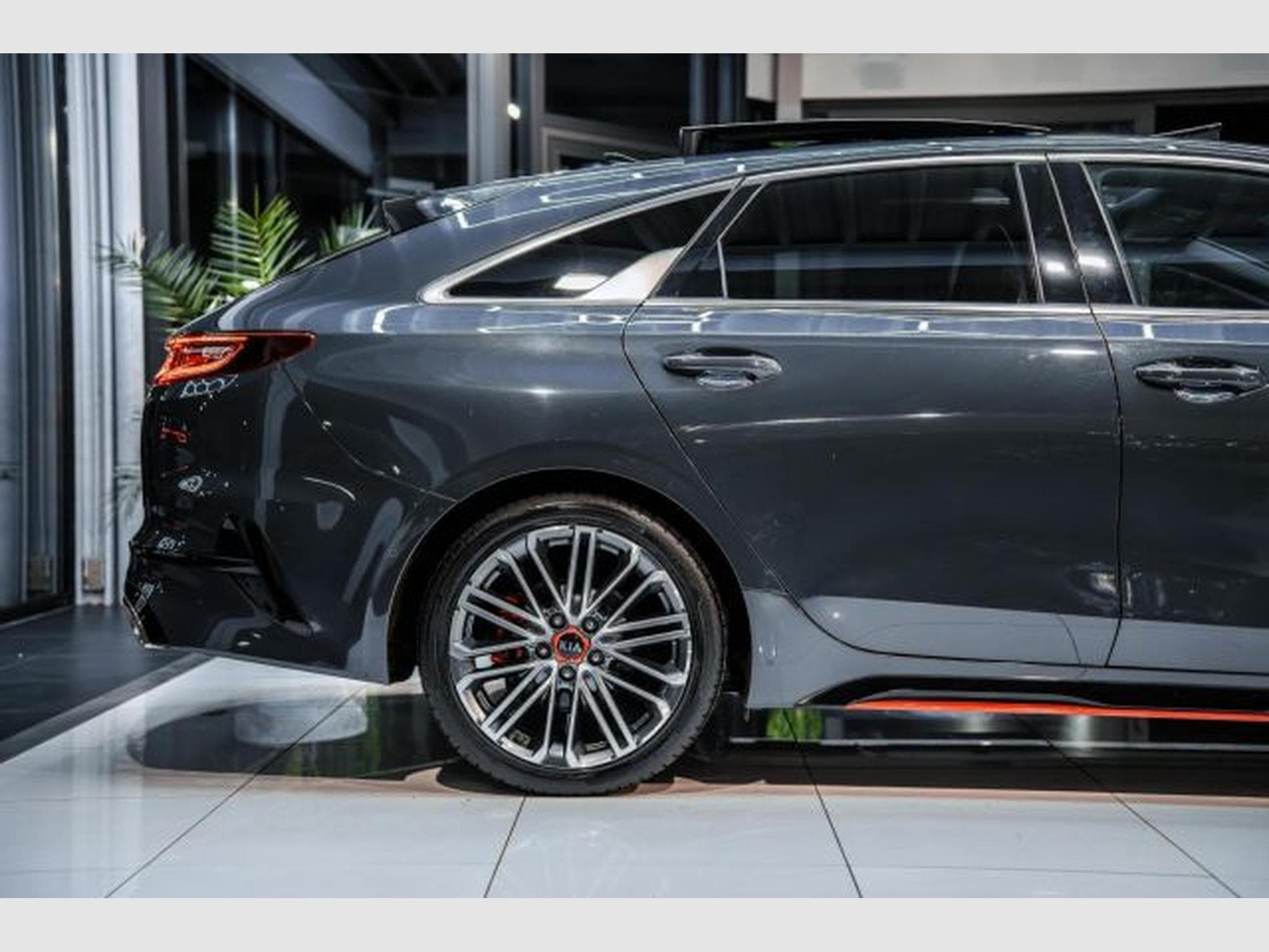 Kia ProCeed ProCeed 1.6 T-GDI GT NAVI LED RFK PANO SHZG JBL (2020) - Photo 9