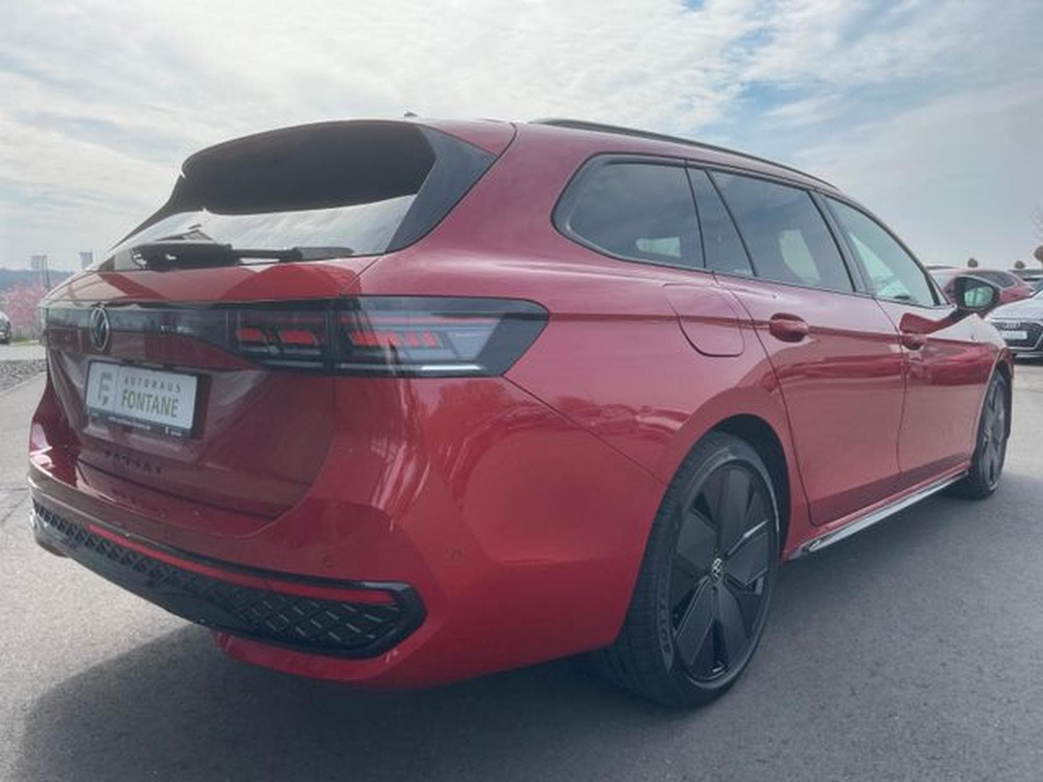 VW Passat Passat 2.0TDI 4x4 R-Line Leder Pano Signature (2024) - Photo 7