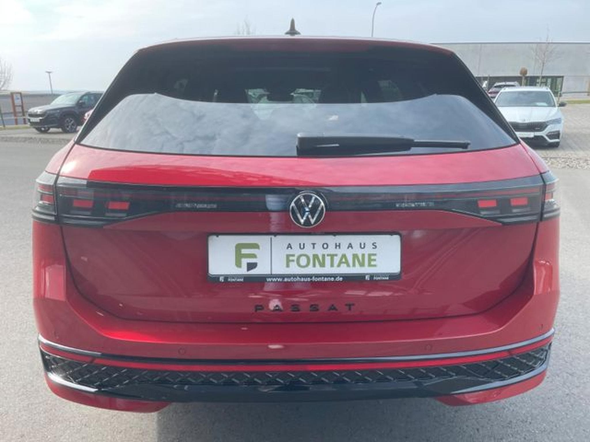 VW Passat Passat 2.0TDI 4x4 R-Line Leder Pano Signature (2024) - Photo 8