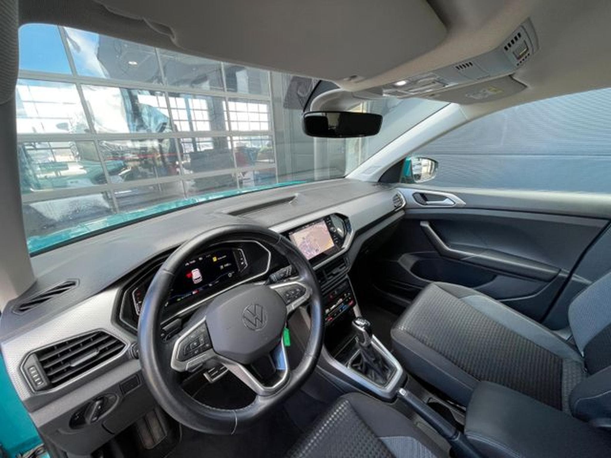 VW T-Cross T-Cross Active R Line DSG Kamera Navi Apple Sitz (2022) - Photo 11