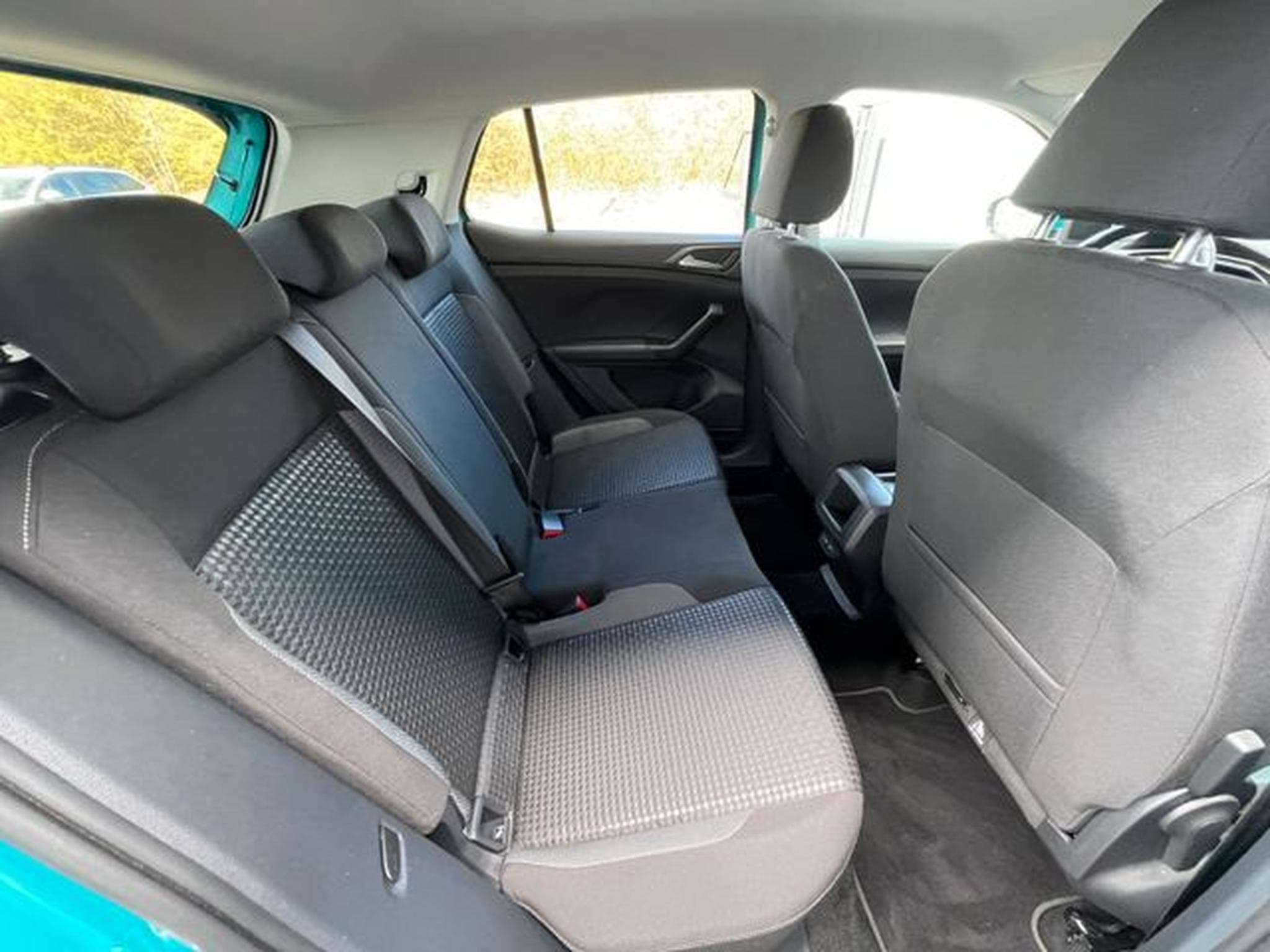 VW T-Cross T-Cross Active R Line DSG Kamera Navi Apple Sitz (2022) - Photo 14