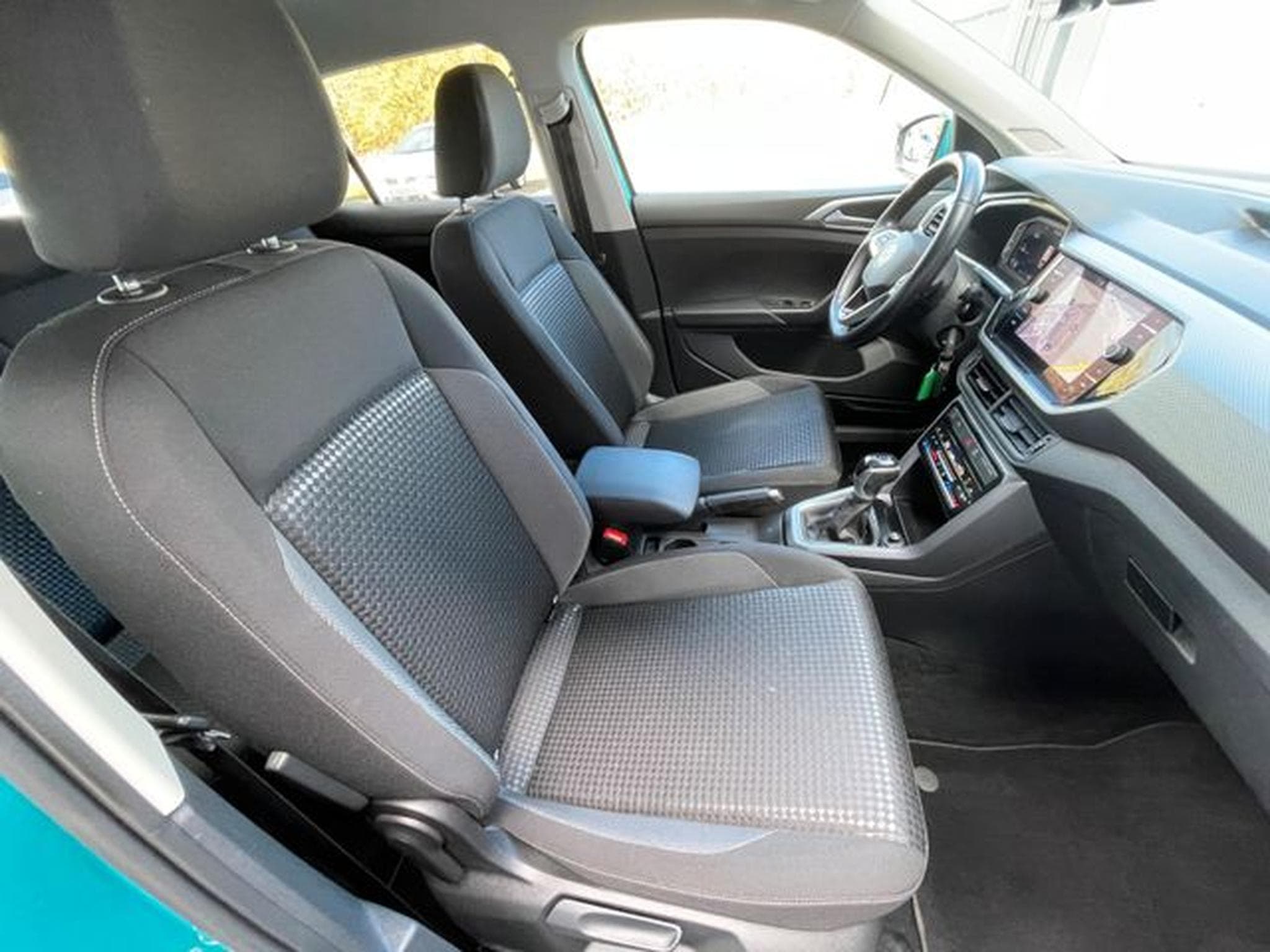 VW T-Cross T-Cross Active R Line DSG Kamera Navi Apple Sitz (2022) - Photo 15