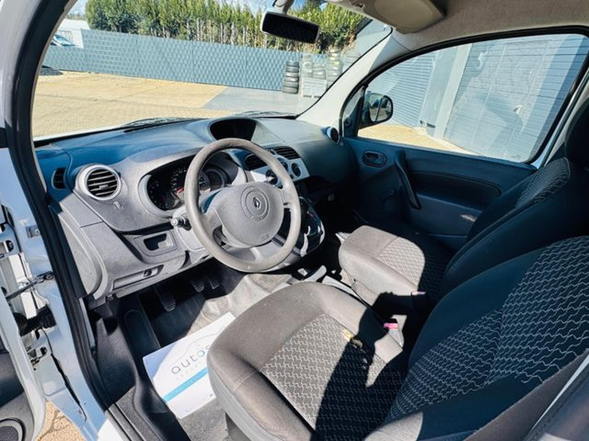 Renault Kangoo Kangoo Rapid Basis (2013) - Photo 8