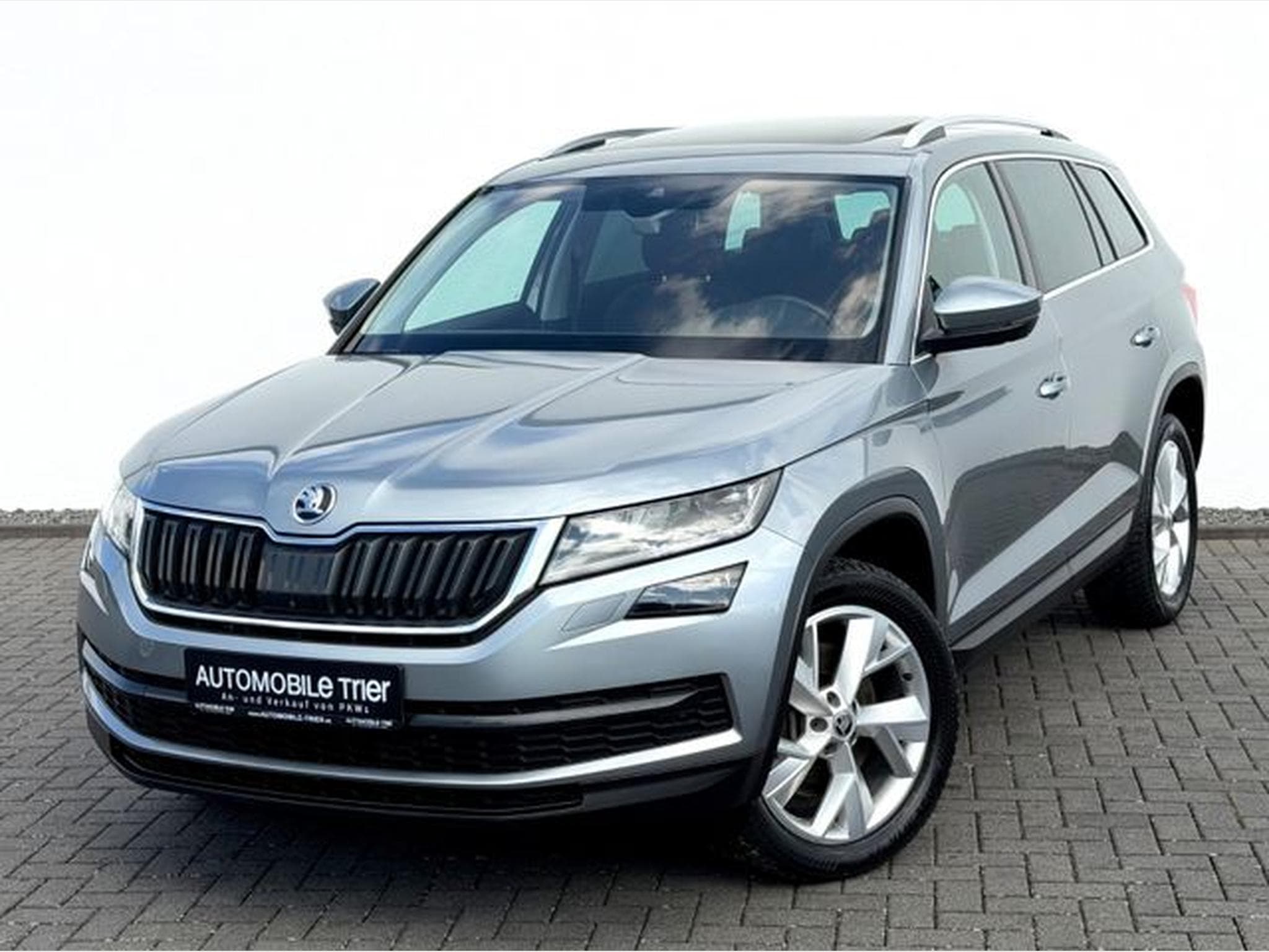 Skoda Kodiaq Kodiaq 2.0 TSI DSG 4x4 /7.SITZER/LED/ACC/AHK/ (2017) - Photo 1