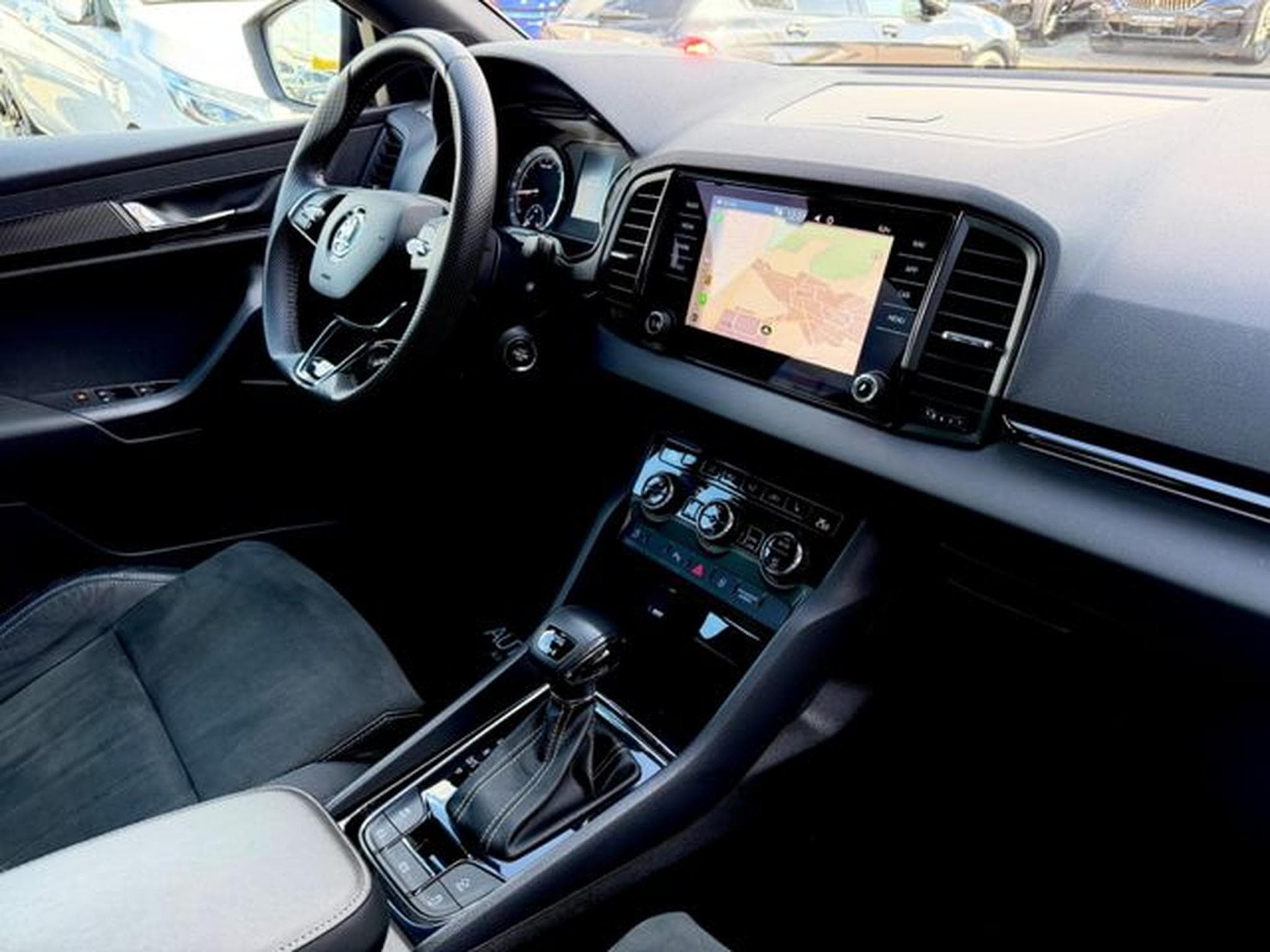 Skoda Karoq Karoq Sportline 2.0 TDI DSG 4x4 /LED/ACC/CAM/ (2020) - Foto 12
