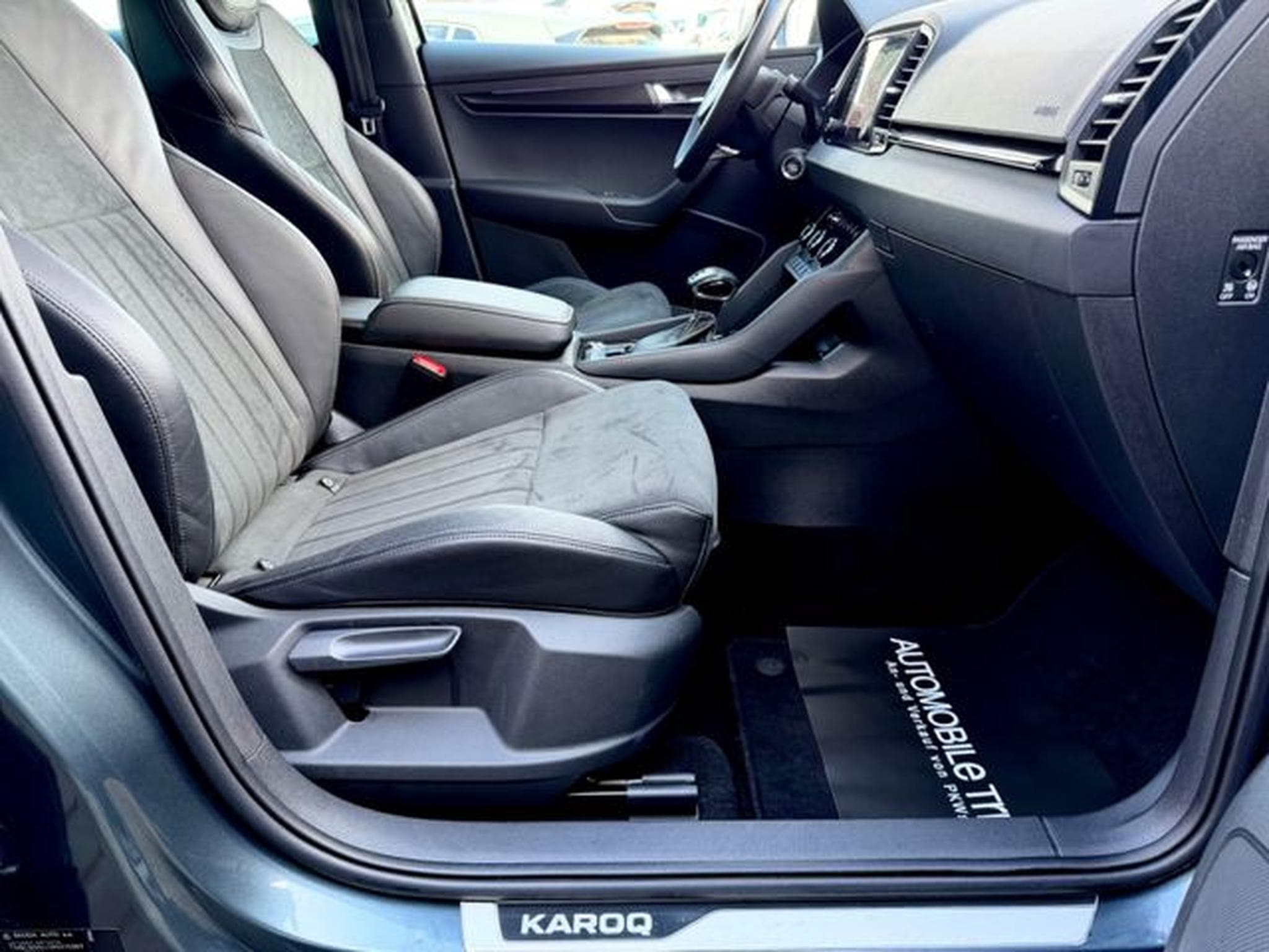 Skoda Karoq Karoq Sportline 2.0 TDI DSG 4x4 /LED/ACC/CAM/ (2020) - Foto 13