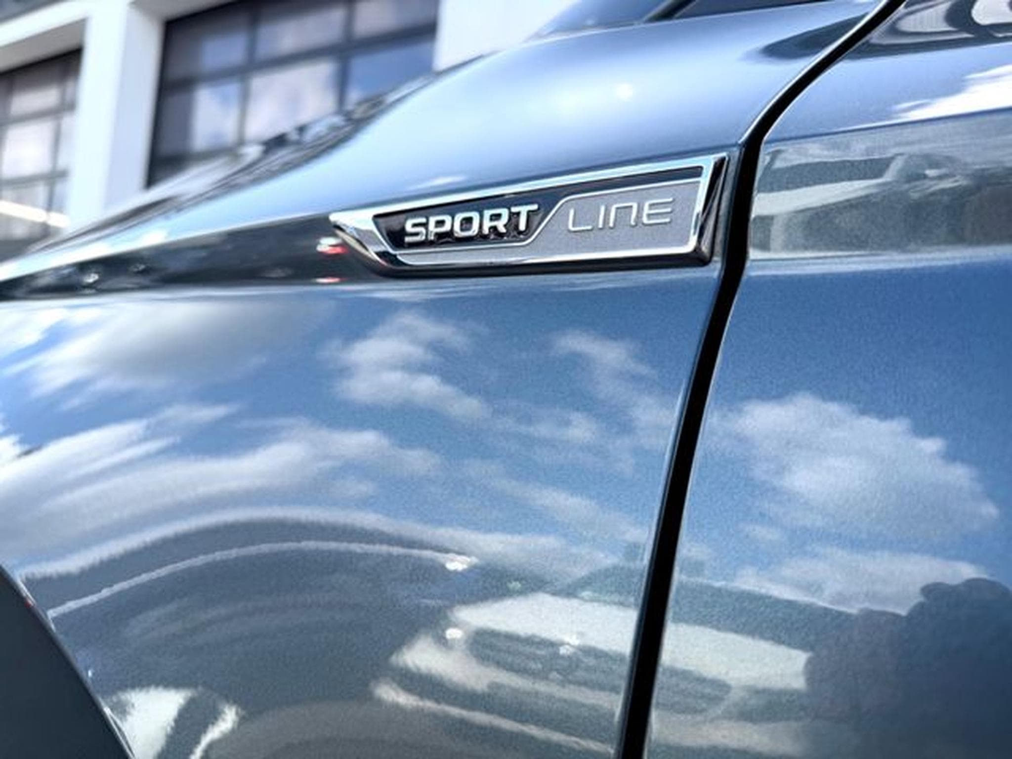 Skoda Karoq Karoq Sportline 2.0 TDI DSG 4x4 /LED/ACC/CAM/ (2020) - Foto 17