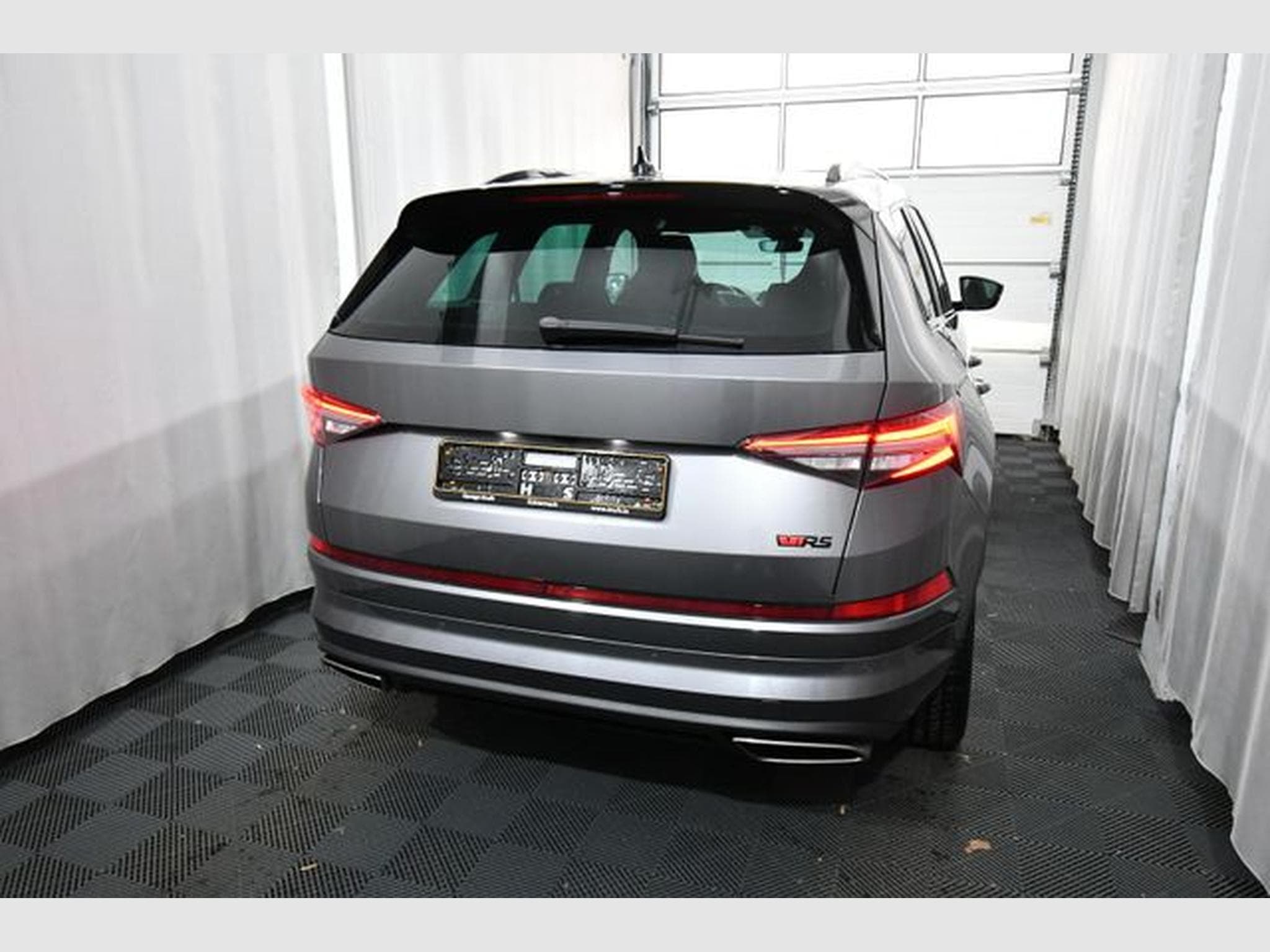 Skoda Kodiaq Kodiaq RS 4x4, AHK, 20", Pano., Park A. (2023) - Photo 4