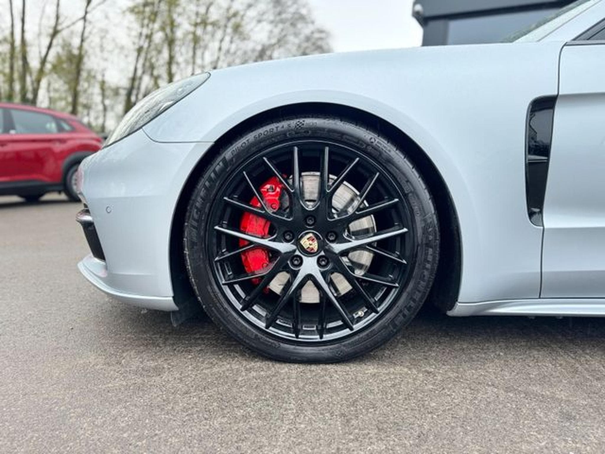 Porsche Panamera PANAMERA 4 E-HYBRID*SPORT-ABGAS*LUFT*21.Z*CHRONO (2017) - Foto 13