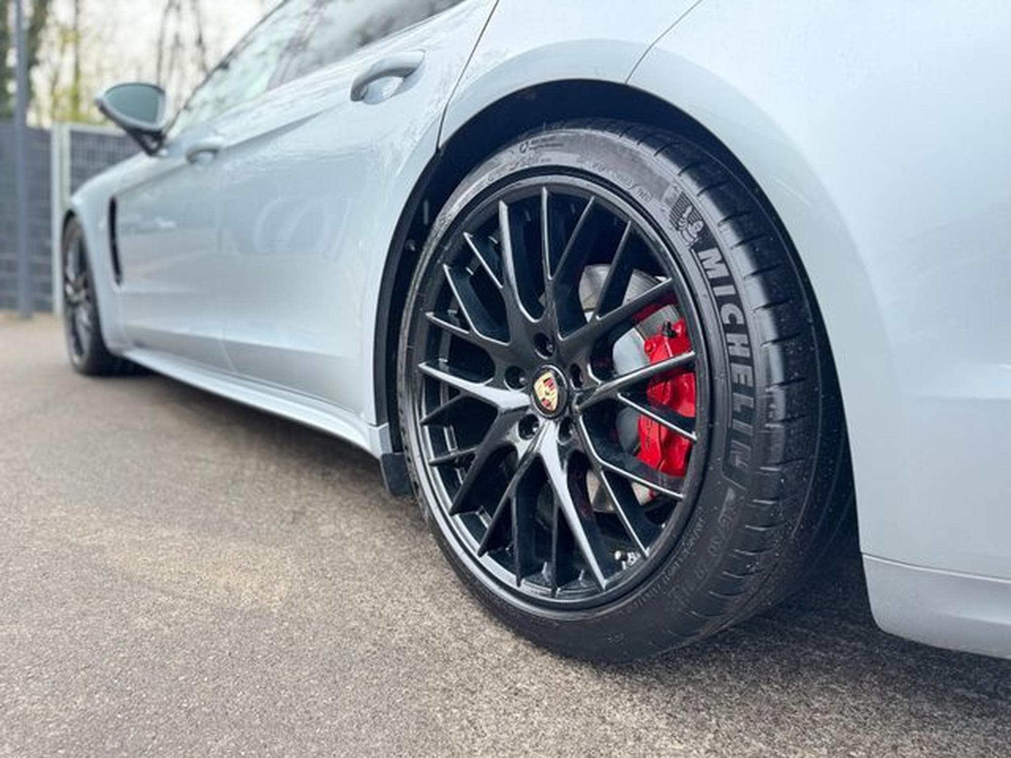 Porsche Panamera PANAMERA 4 E-HYBRID*SPORT-ABGAS*LUFT*21.Z*CHRONO (2017) - Foto 14