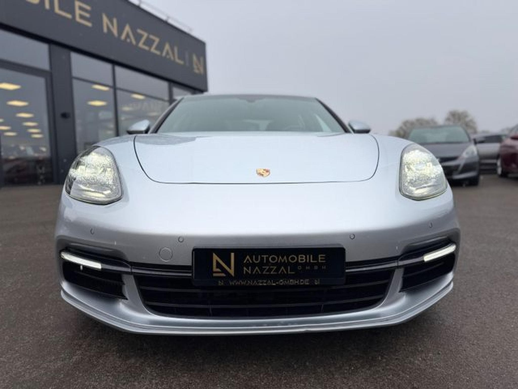 Porsche Panamera PANAMERA 4 E-HYBRID*SPORT-ABGAS*LUFT*21.Z*CHRONO (2017) - Foto 3