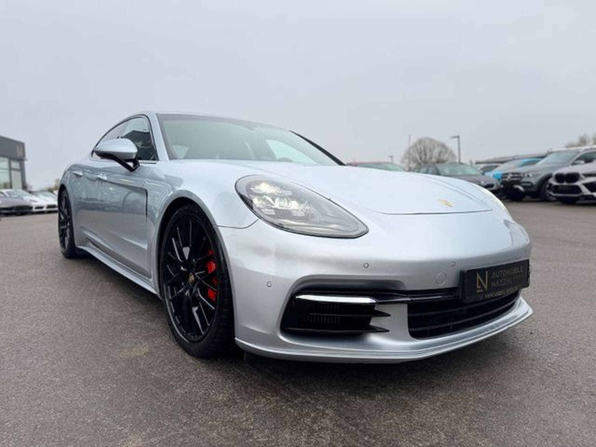Porsche Panamera PANAMERA 4 E-HYBRID*SPORT-ABGAS*LUFT*21.Z*CHRONO (2017) - Foto 4