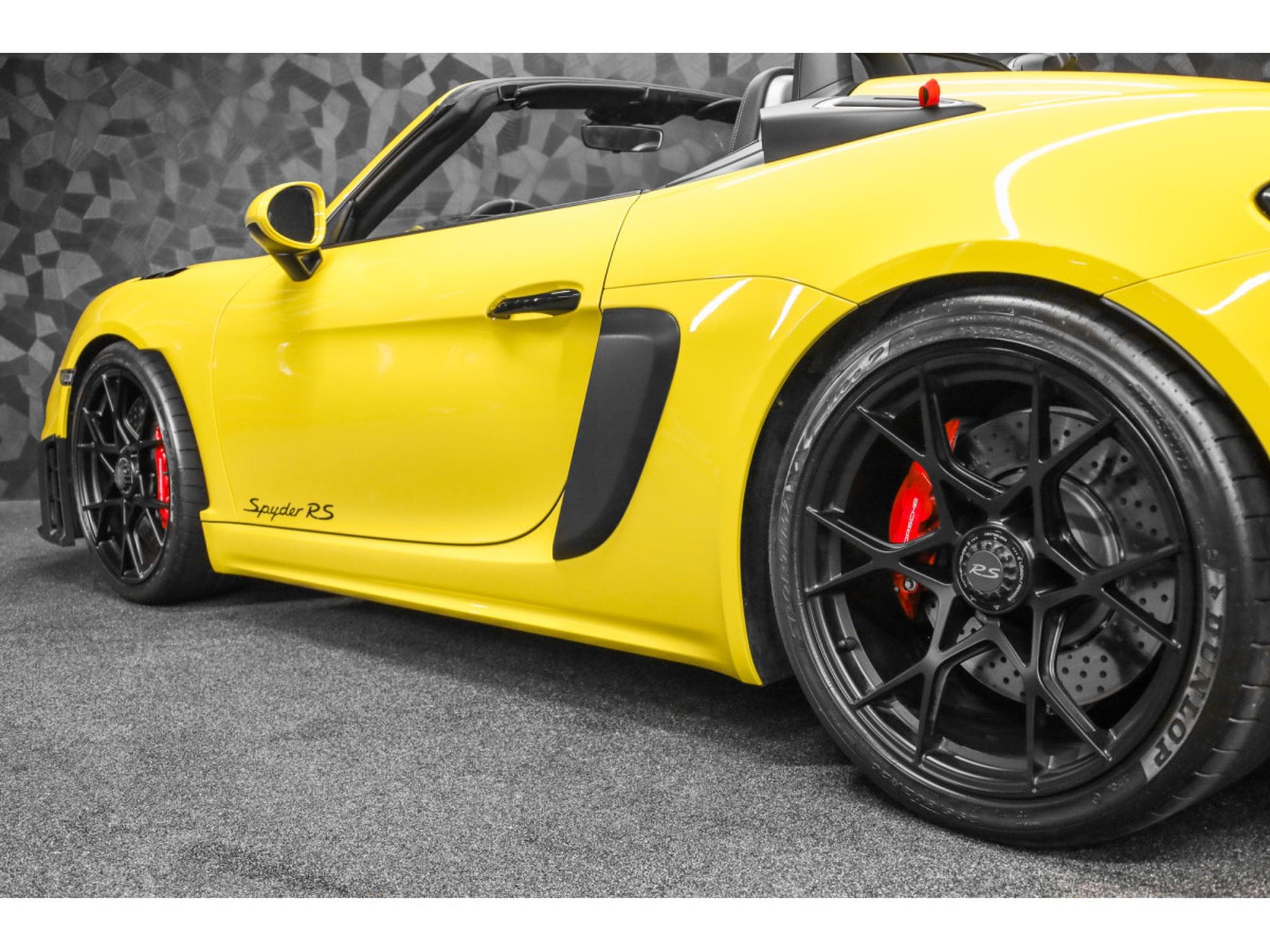 Porsche Boxster 718 Spyder RS PDK - Sièges Sport - JAUNE RACING (2024) - Photo 27