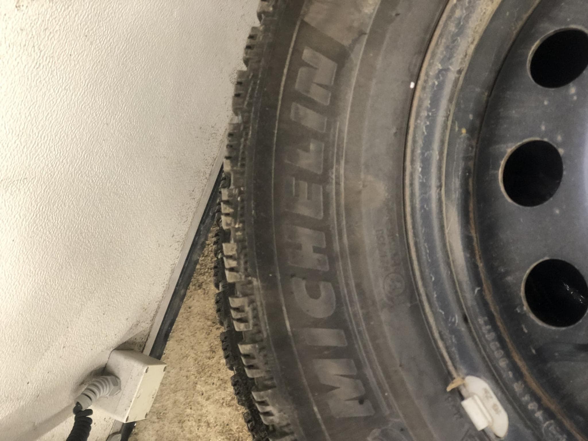 Jantes acier + Pneus – 16" - Photo 3