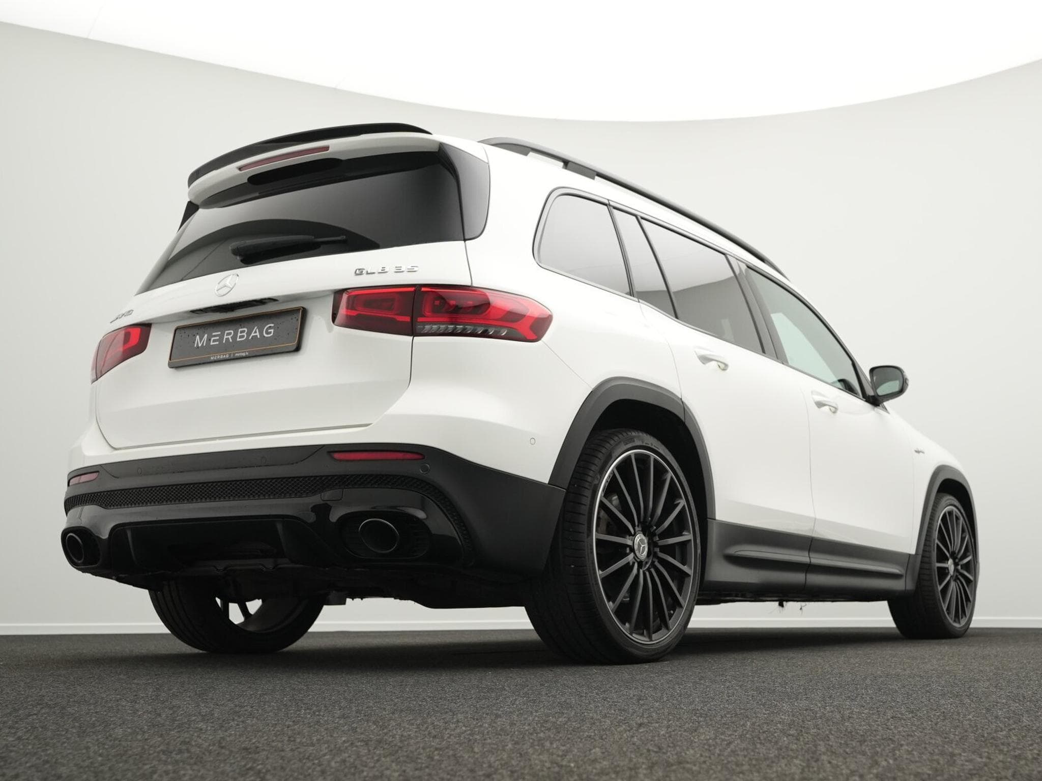 Mercedes GLB 35 AMG 4MATIC Pano+AHK+Kamera (2021) - Foto 11