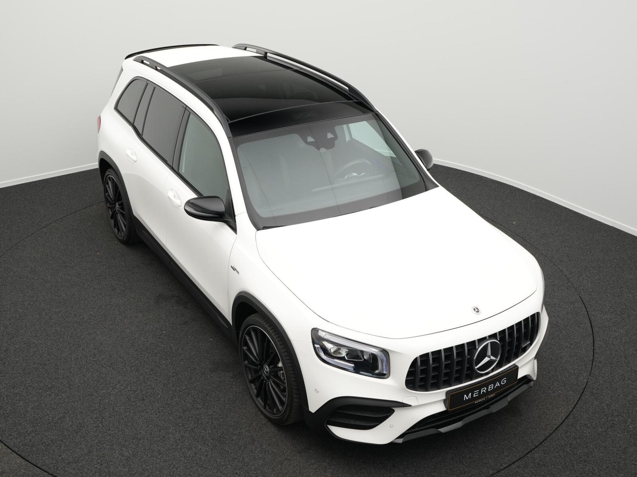 Mercedes GLB 35 AMG 4MATIC Pano+AHK+Kamera (2021) - Foto 12