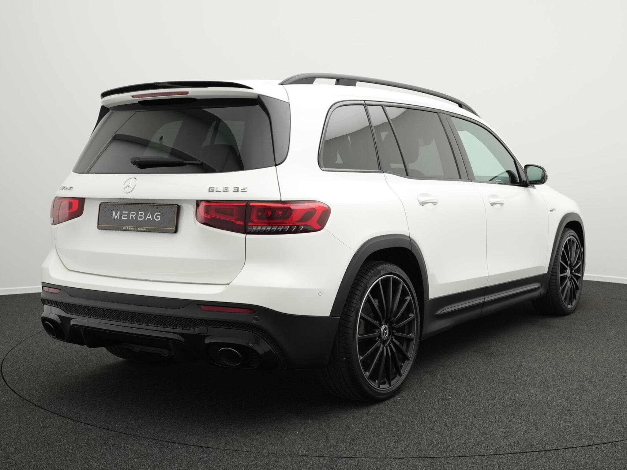 Mercedes GLB 35 AMG 4MATIC Pano+AHK+Kamera (2021) - Foto 3