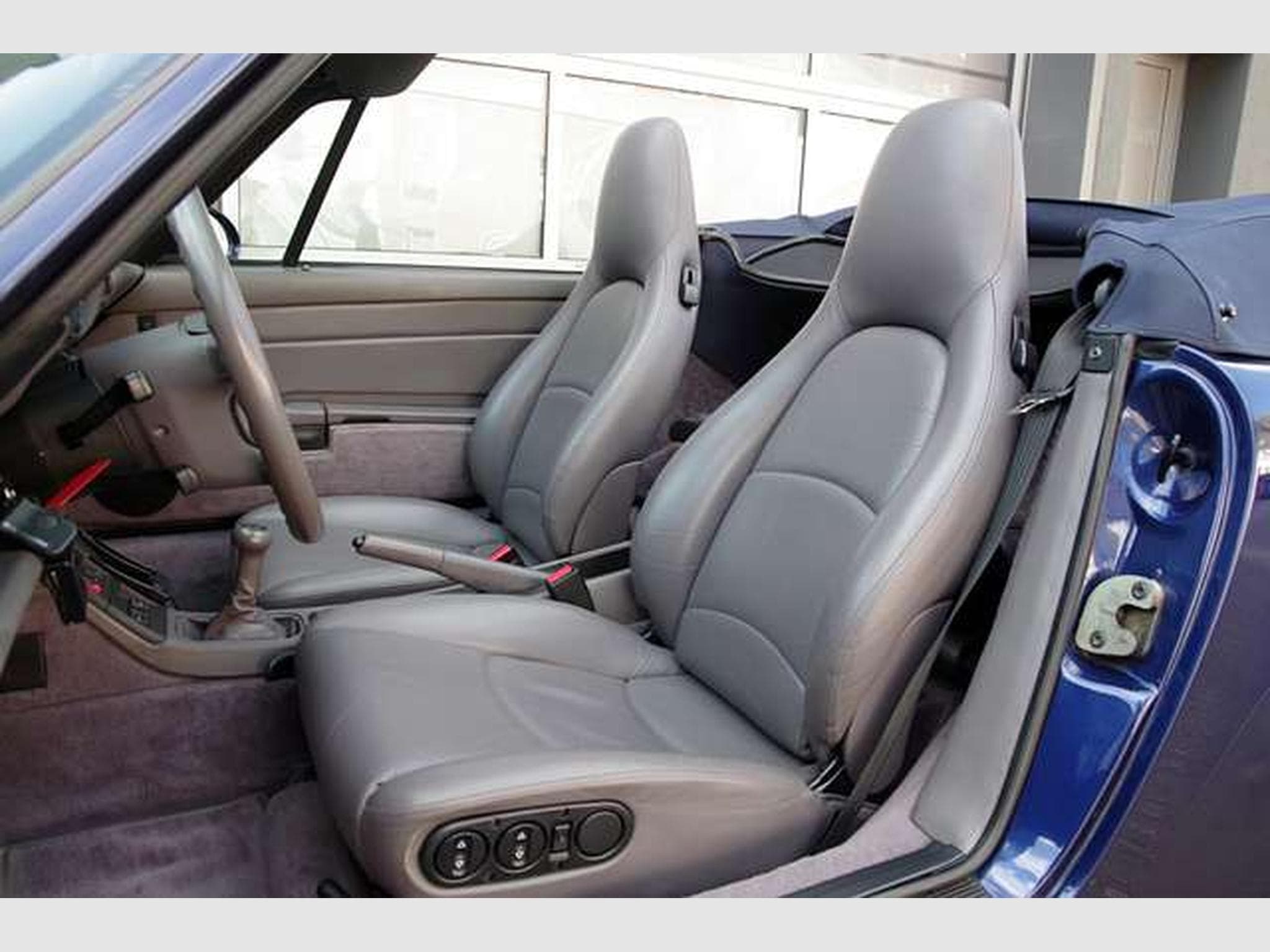 Porsche 911 993 Cabrio*Deutsches FZG,U-Frei,Top Zustand* (1995) - Photo 5