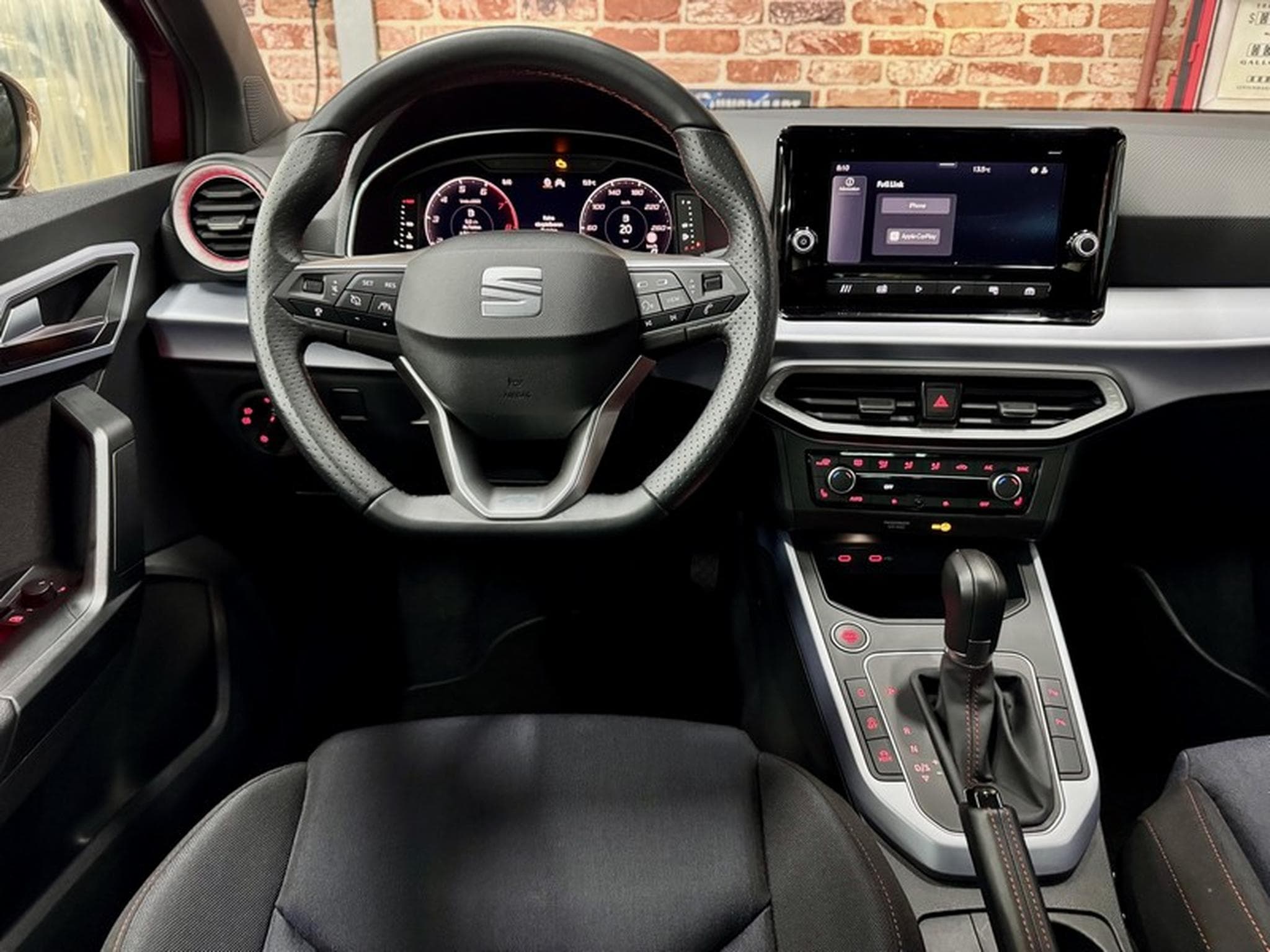 Seat Arona Arona 1.0 TSI 116cv Auto FR Navi/SiègCh/LED/ACC (2024) - Photo 4
