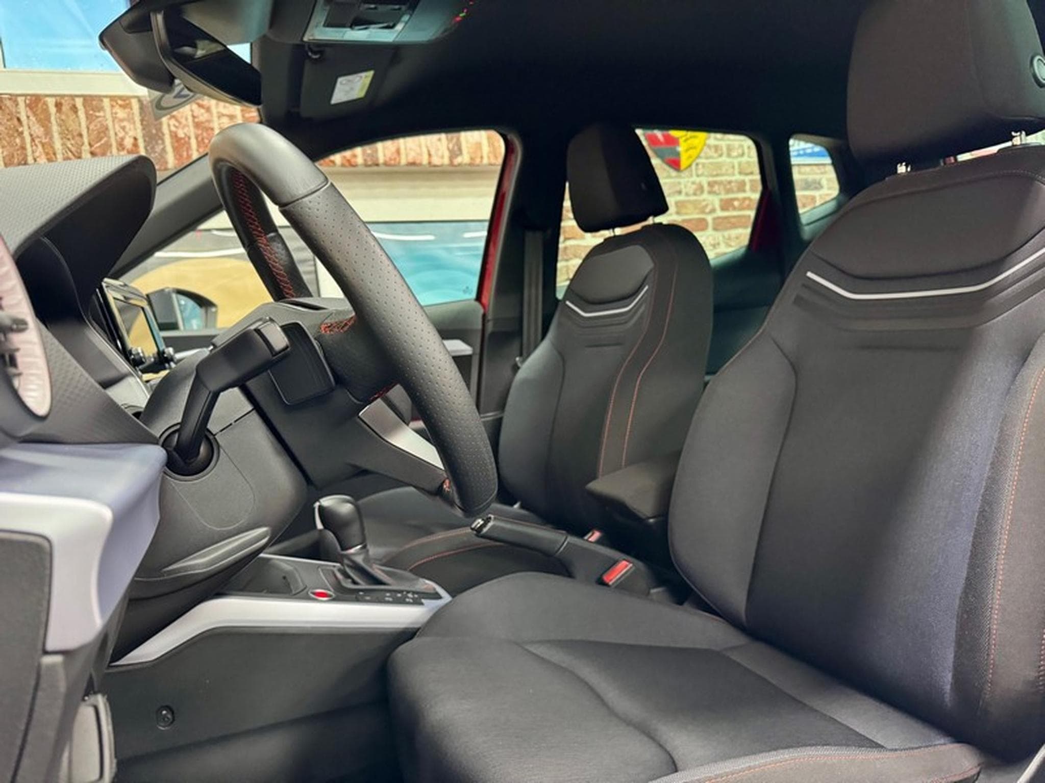 Seat Arona Arona 1.0 TSI 116cv Auto FR Navi/SiègCh/LED/ACC (2024) - Photo 5