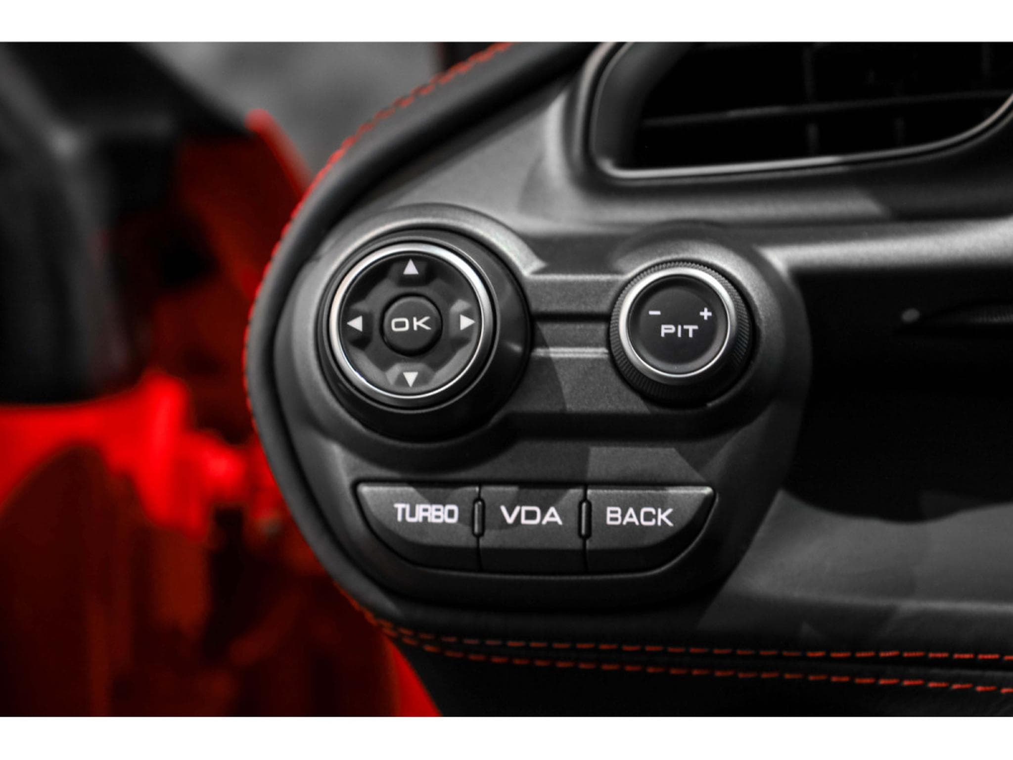 Ferrari 488 GTB 3.9 V8 - ROSSO CORSA (2015) - Photo 25