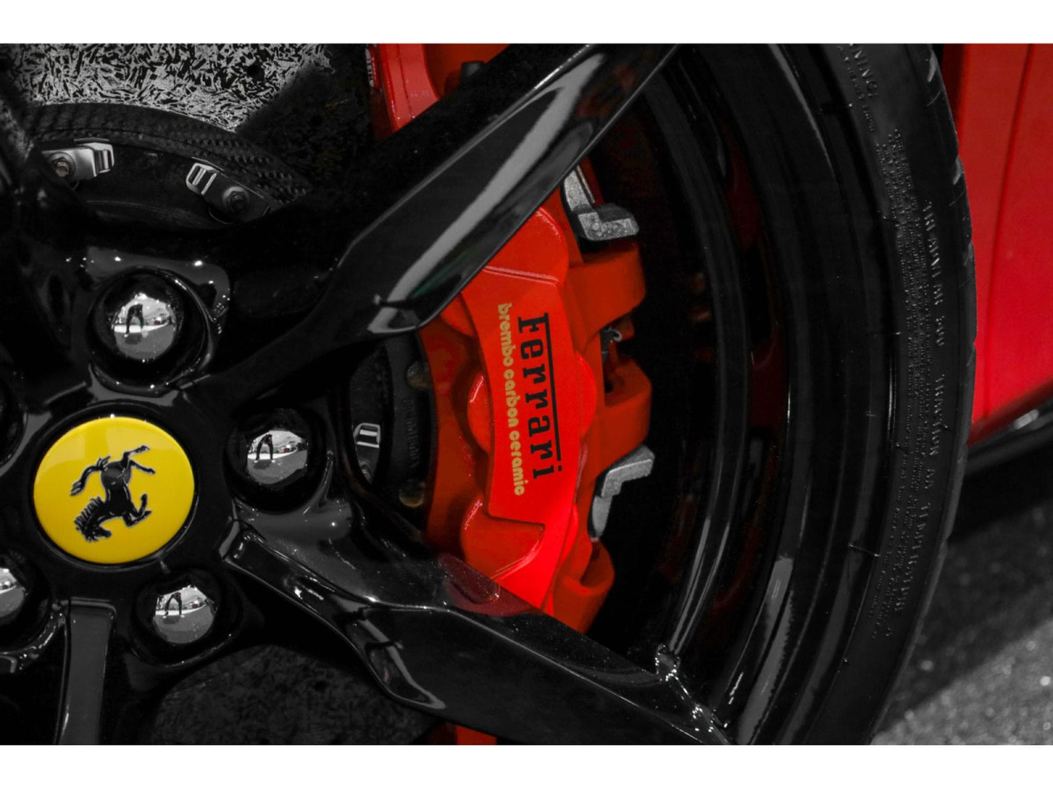 Ferrari 488 GTB 3.9 V8 - ROSSO CORSA (2015) - Photo 30