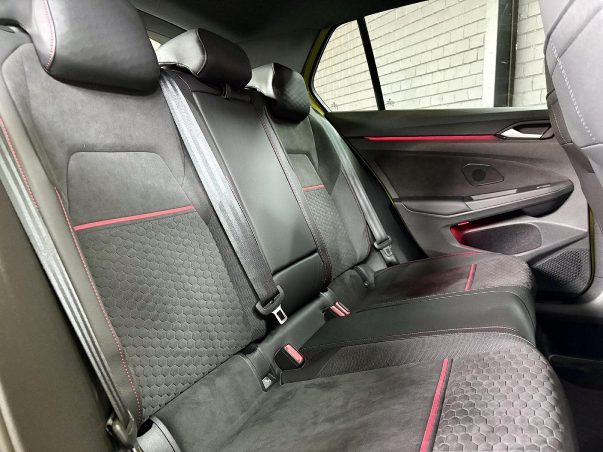 VW Golf GTI Clubsport 2.0 TSI 300 CV DSG7 *ACC* *CAM* (2022) - Foto 14