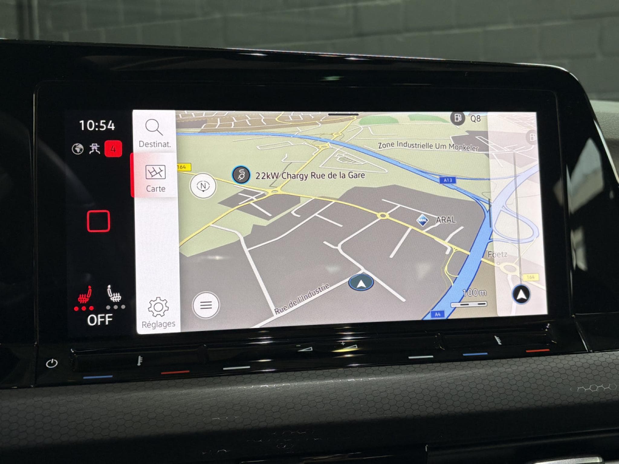 VW Golf GTI Clubsport 2.0 TSI 300 CV DSG7 *DCC* AKRA* MATRIX *PANO* (2023) - Photo 15