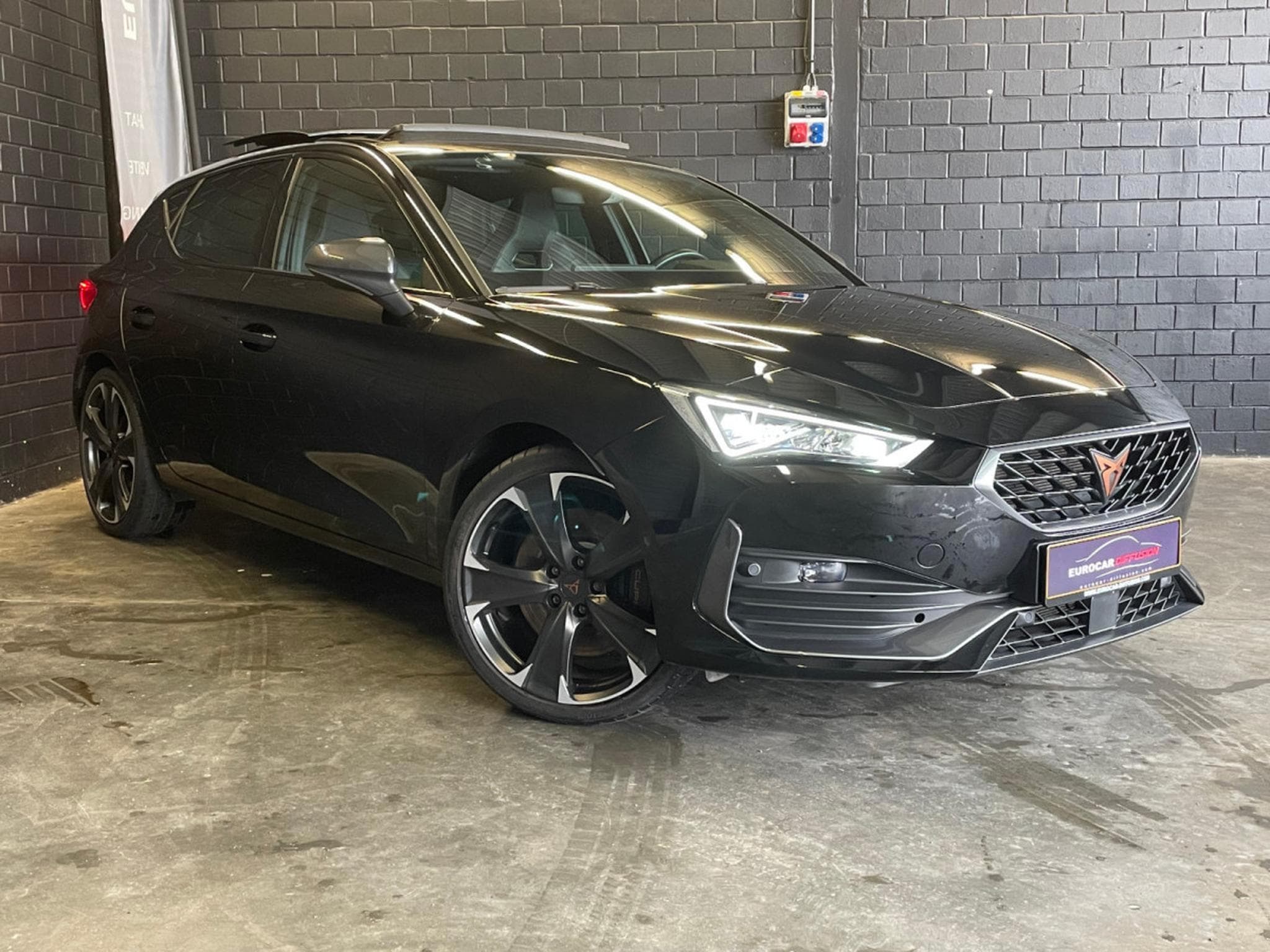 Cupra Leon 2.0 TSI 300CV * PANO * Volant SS * Caméra * (2023) - Photo 4