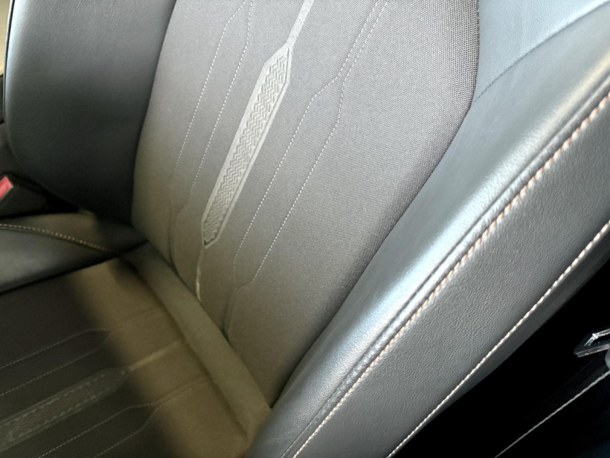 Cupra Leon 2.0 TSI 300CV * PANO * Volant SS * Caméra * (2023) - Photo 6