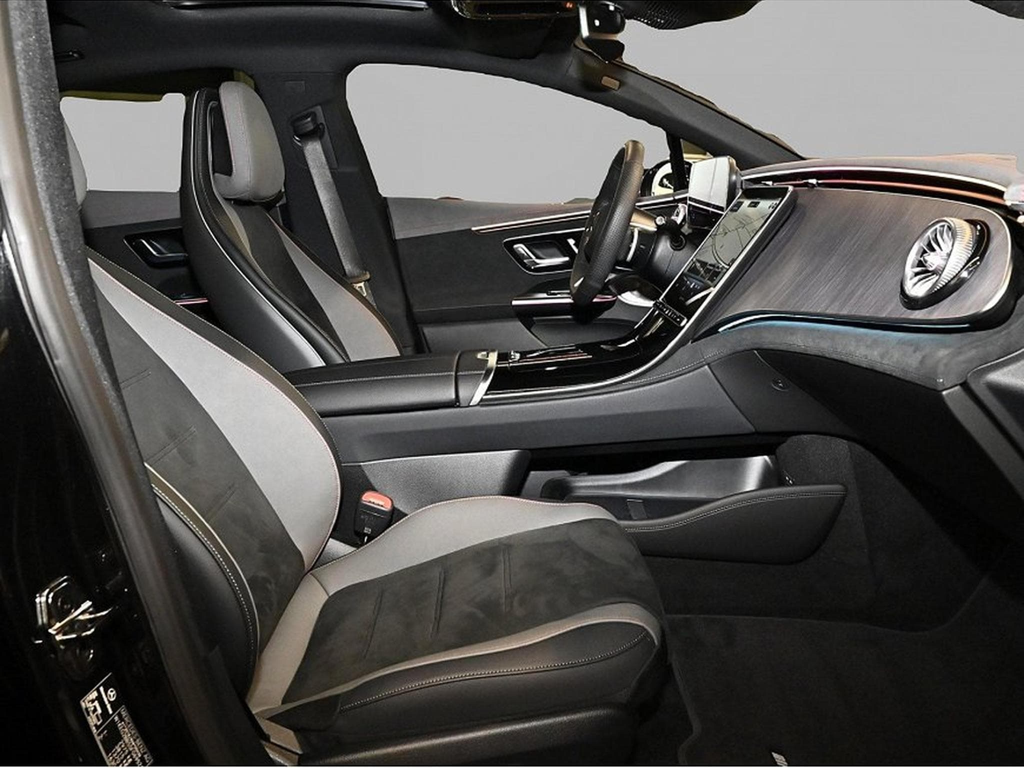 Mercedes EQ (2025) - Foto 2