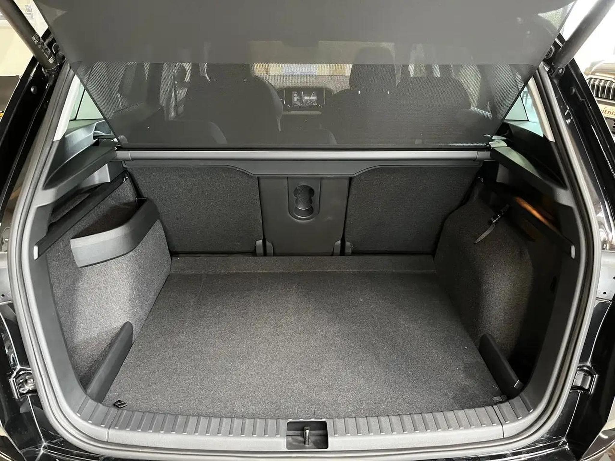 Skoda Karoq (2024) - Foto 20