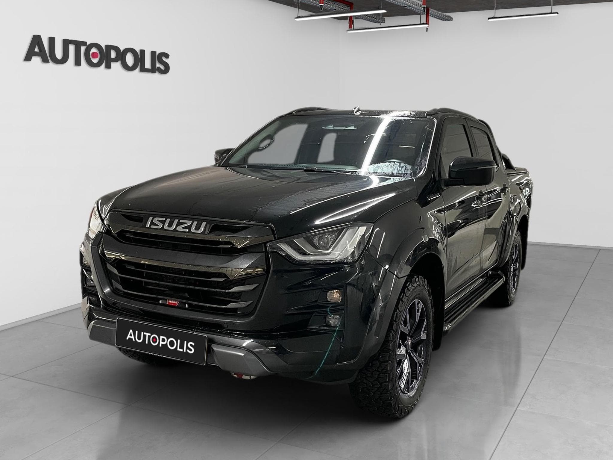 Isuzu D-Max V-CROSS (2024) - Photo 17