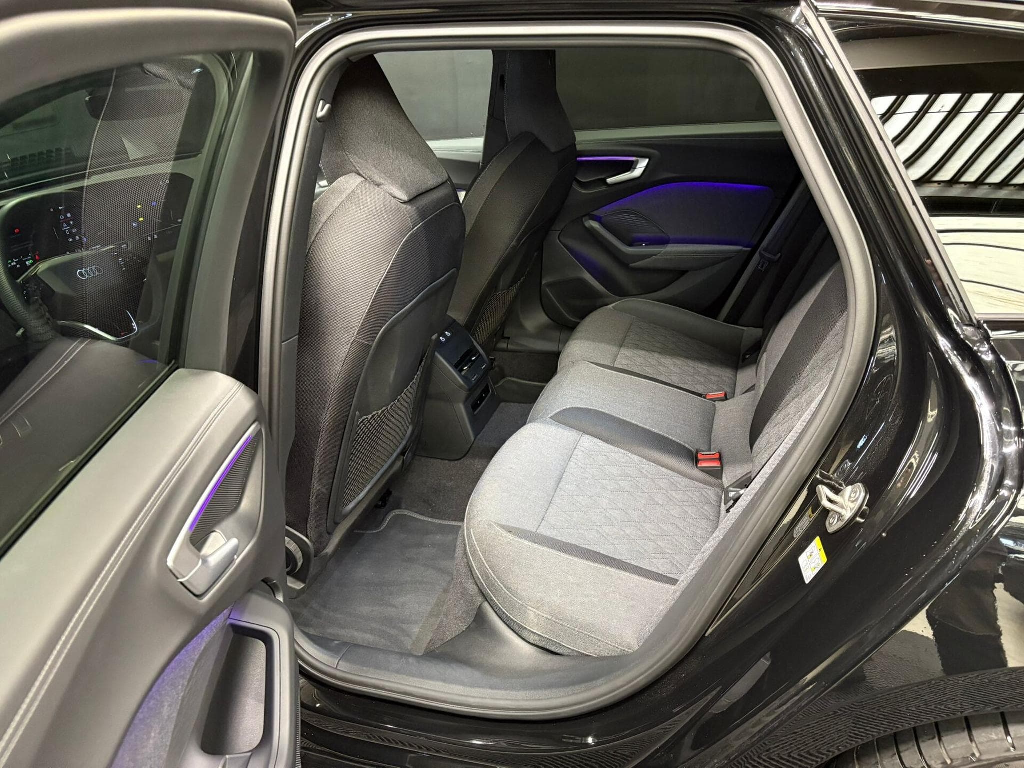 Audi A5 AVANT - 40 TDI Sline Edition 204cv (2025) - Foto 15