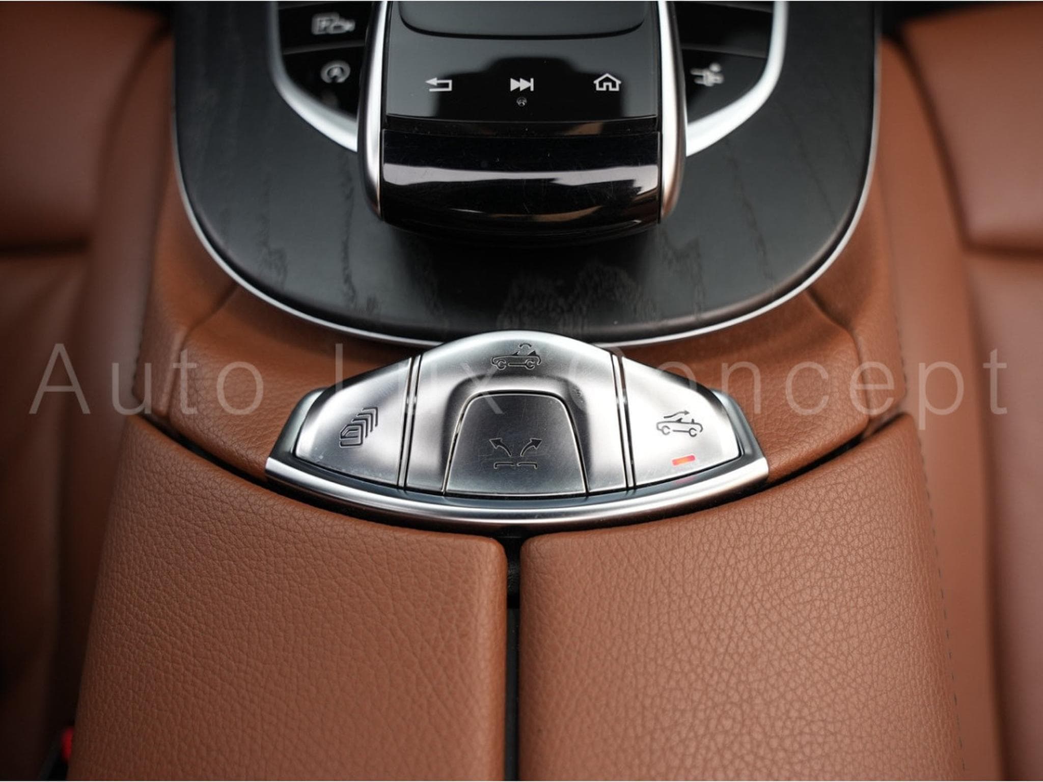 Mercedes E 450 4MATIC Cabriolet AMG Line (2019) - Photo 24